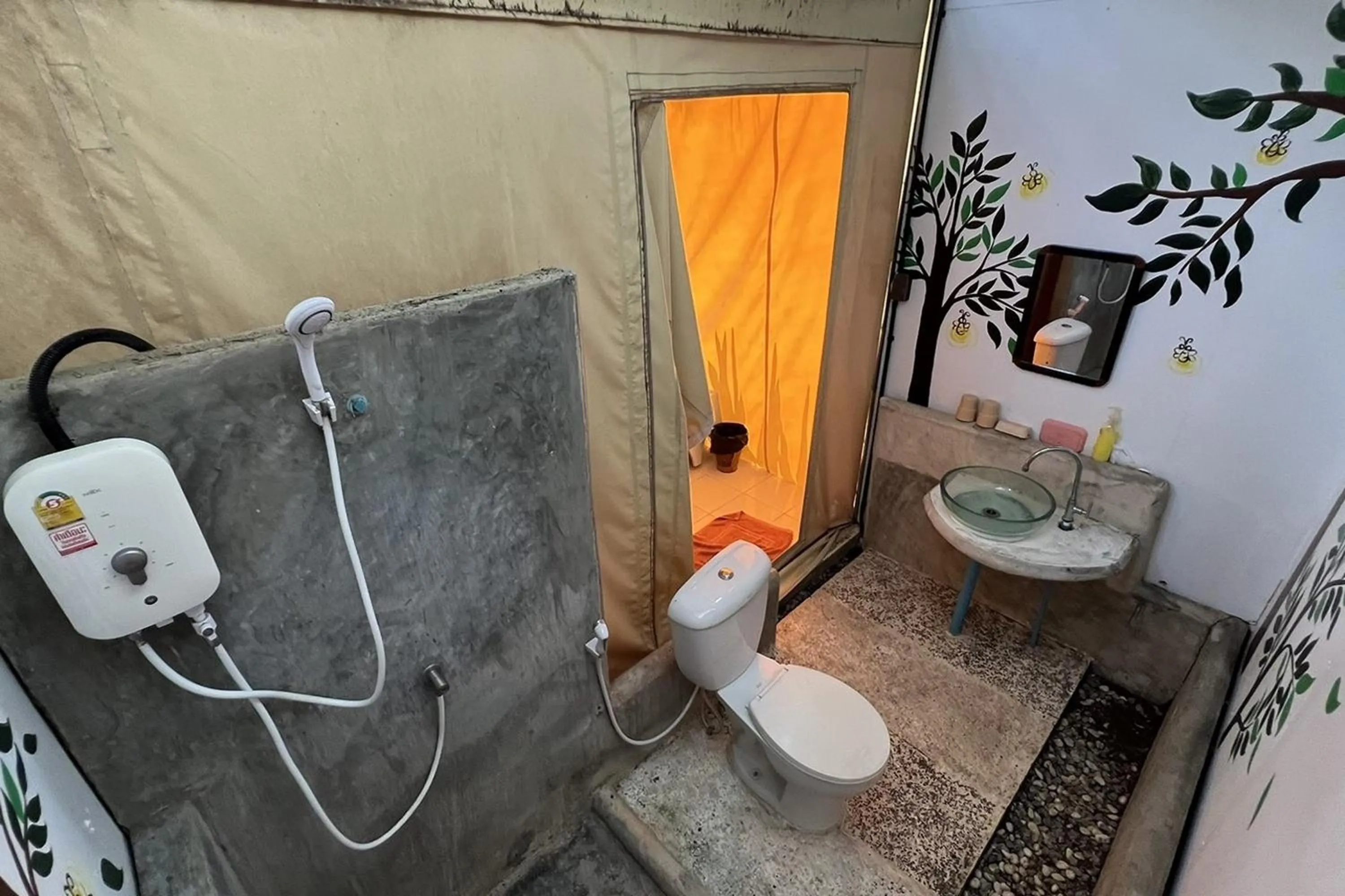 Bathroom in Kalacanal resort