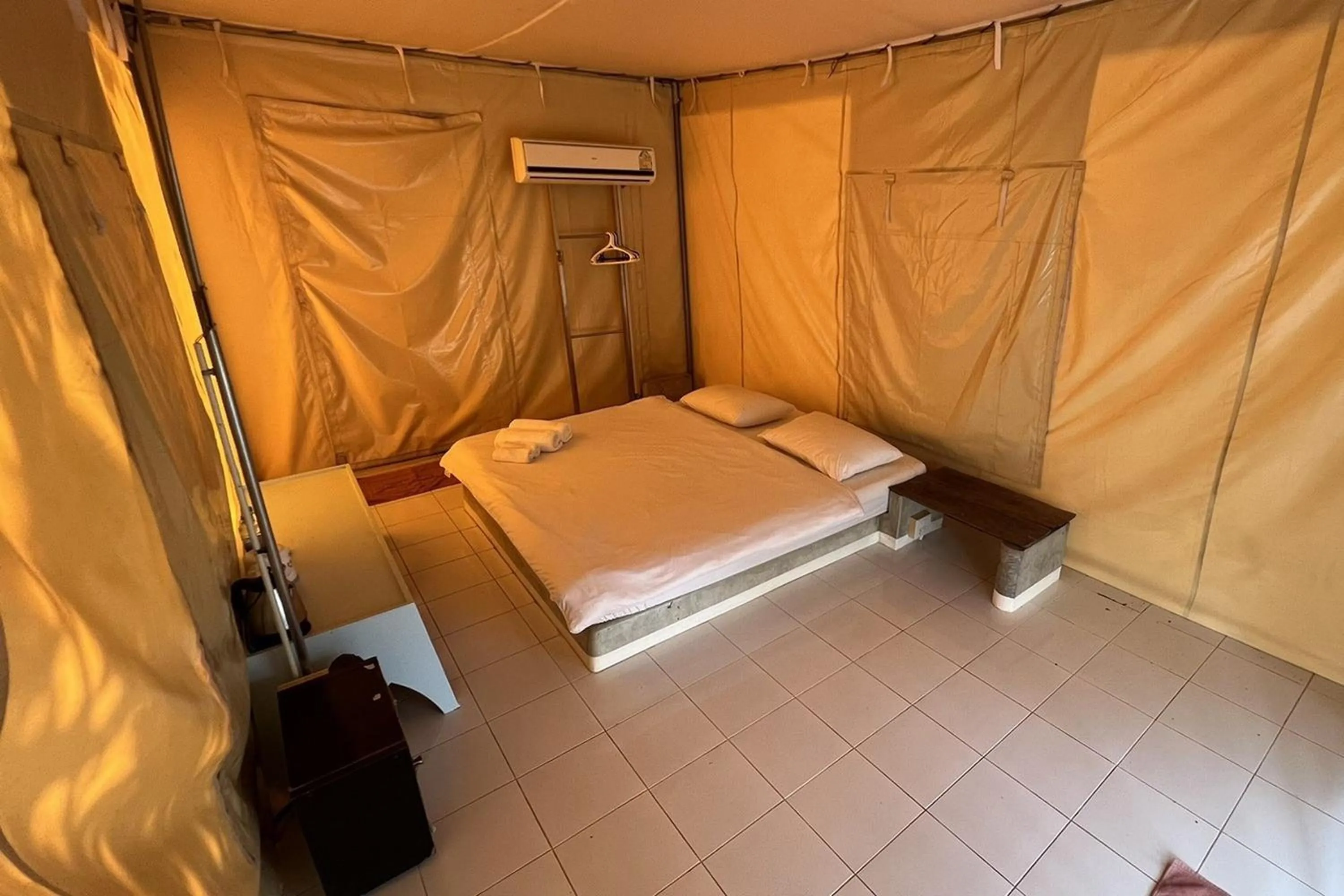 Bed in Kalacanal resort