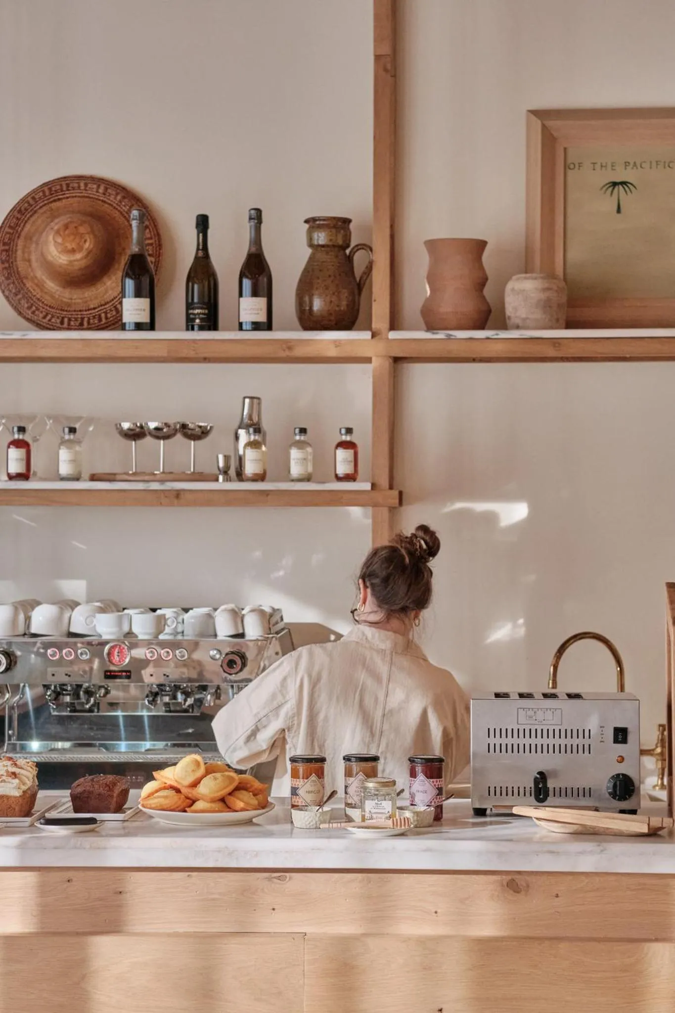 Breakfast in Elysée Montmartre Hotel