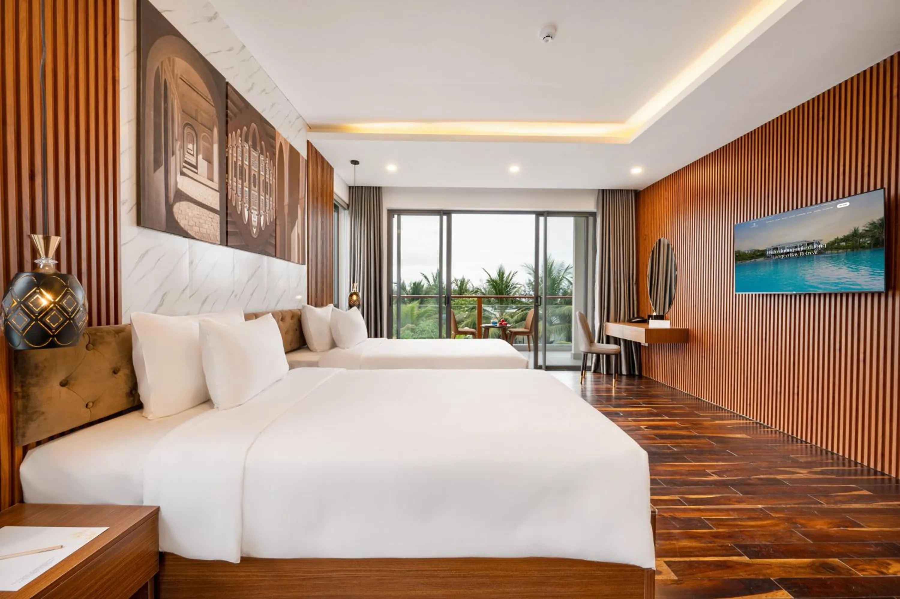 Bed in Langco Bay Retreat