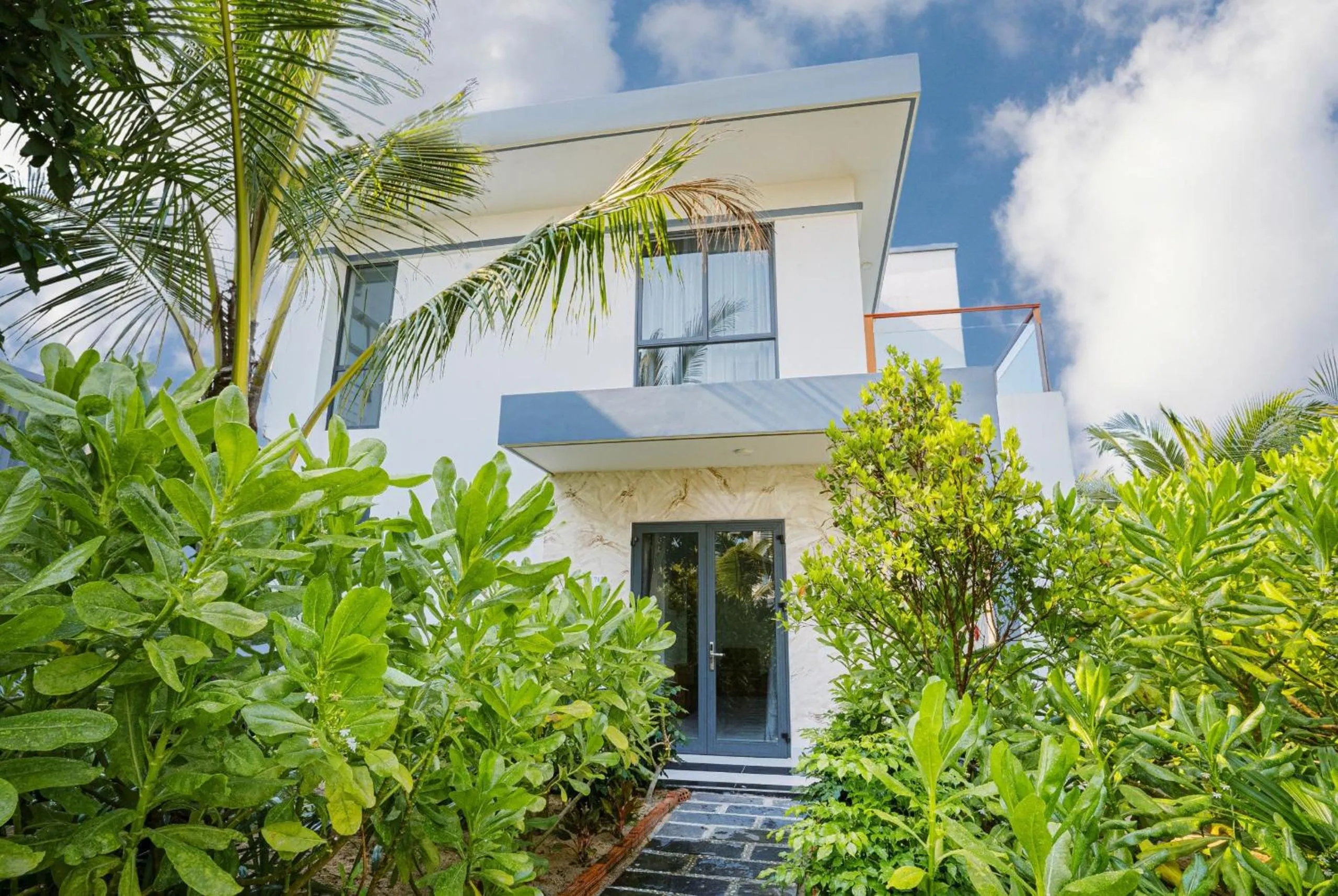 Property building in Langco Bay Retreat