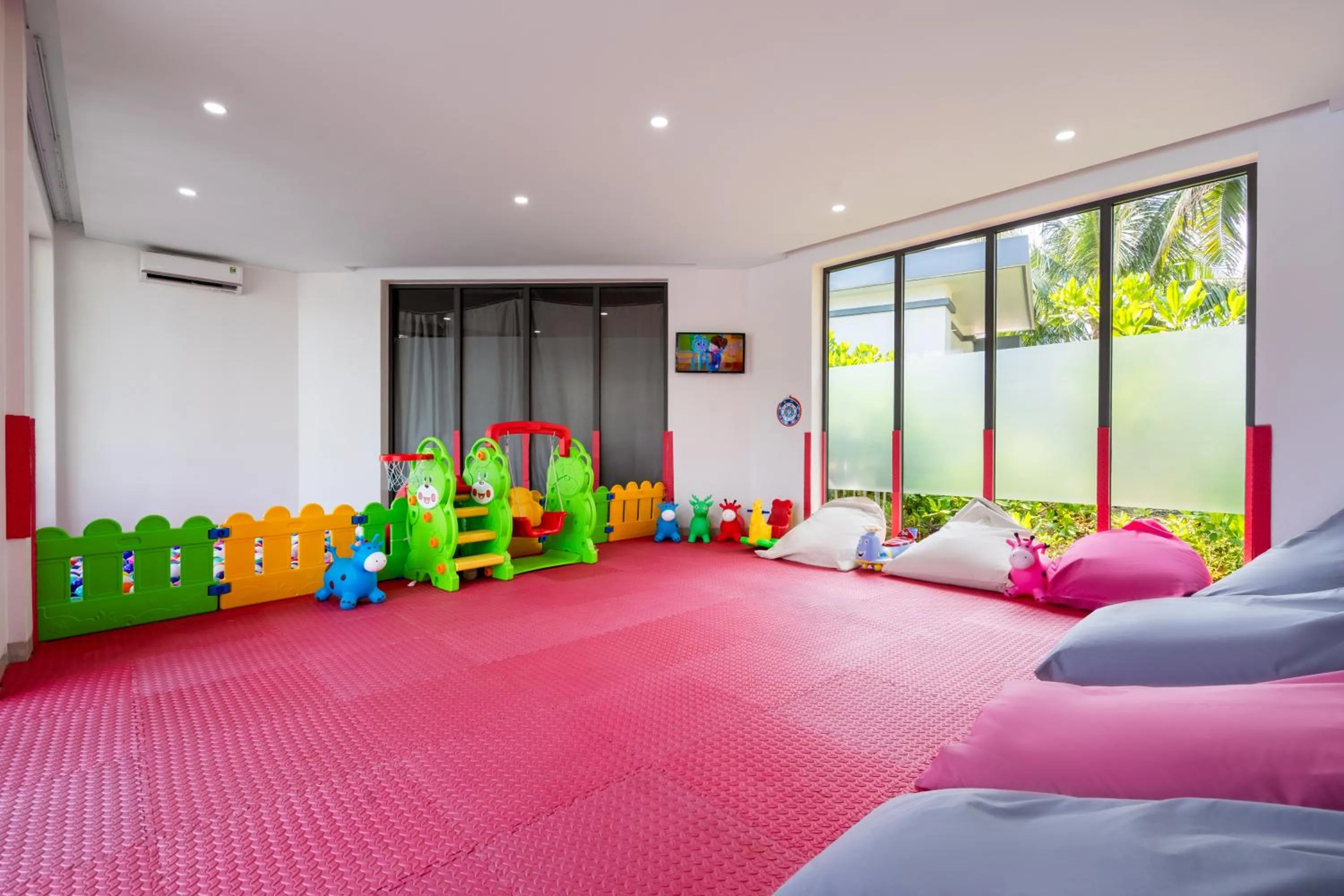 Kids's club, Bed in Langco Bay Retreat