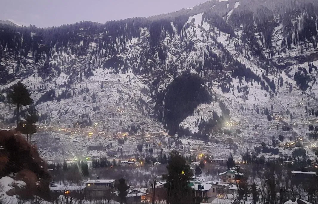 Mountain view in Apple Field House
