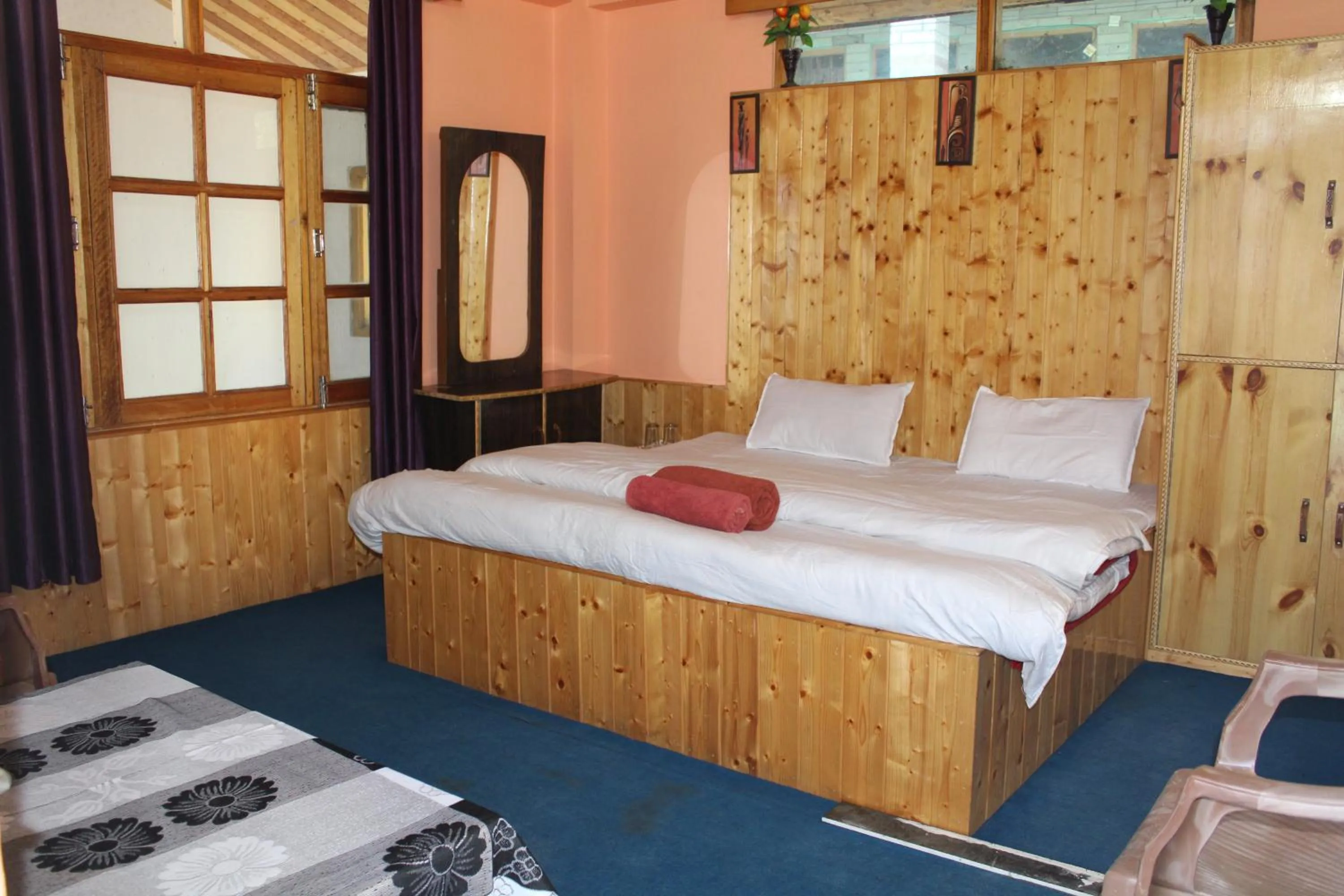 Bedroom, Bed in Apple Field House