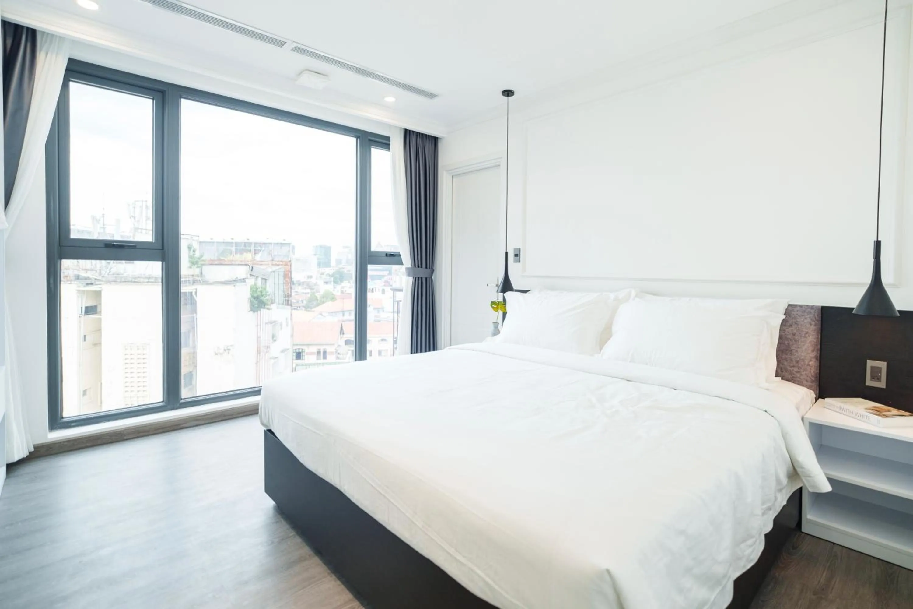 Bed in CityHouse- El Pino Realm at Metro Ben Thanh Market