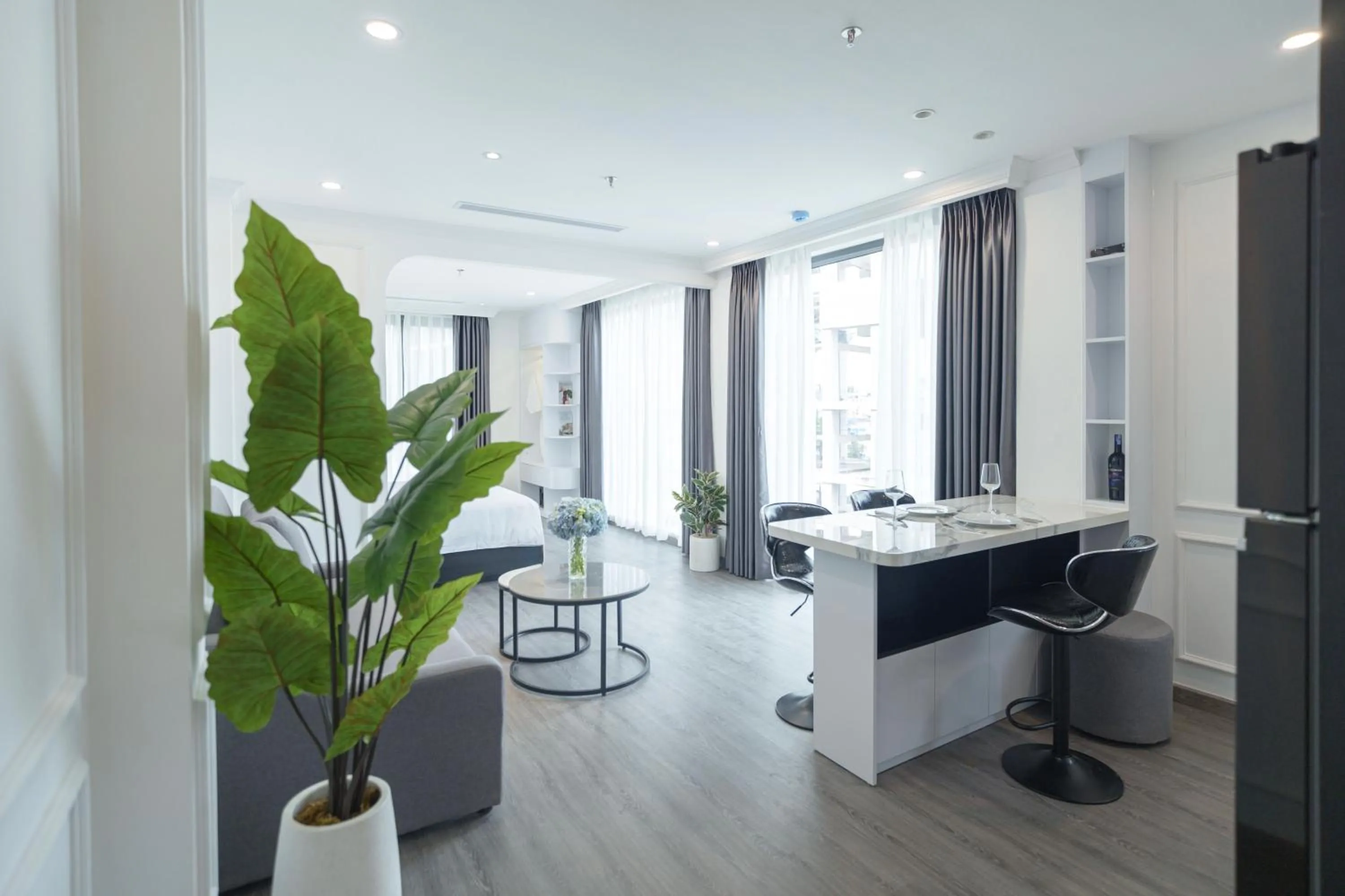 Photo of the whole room in CityHouse- El Pino Realm at Metro Ben Thanh Market