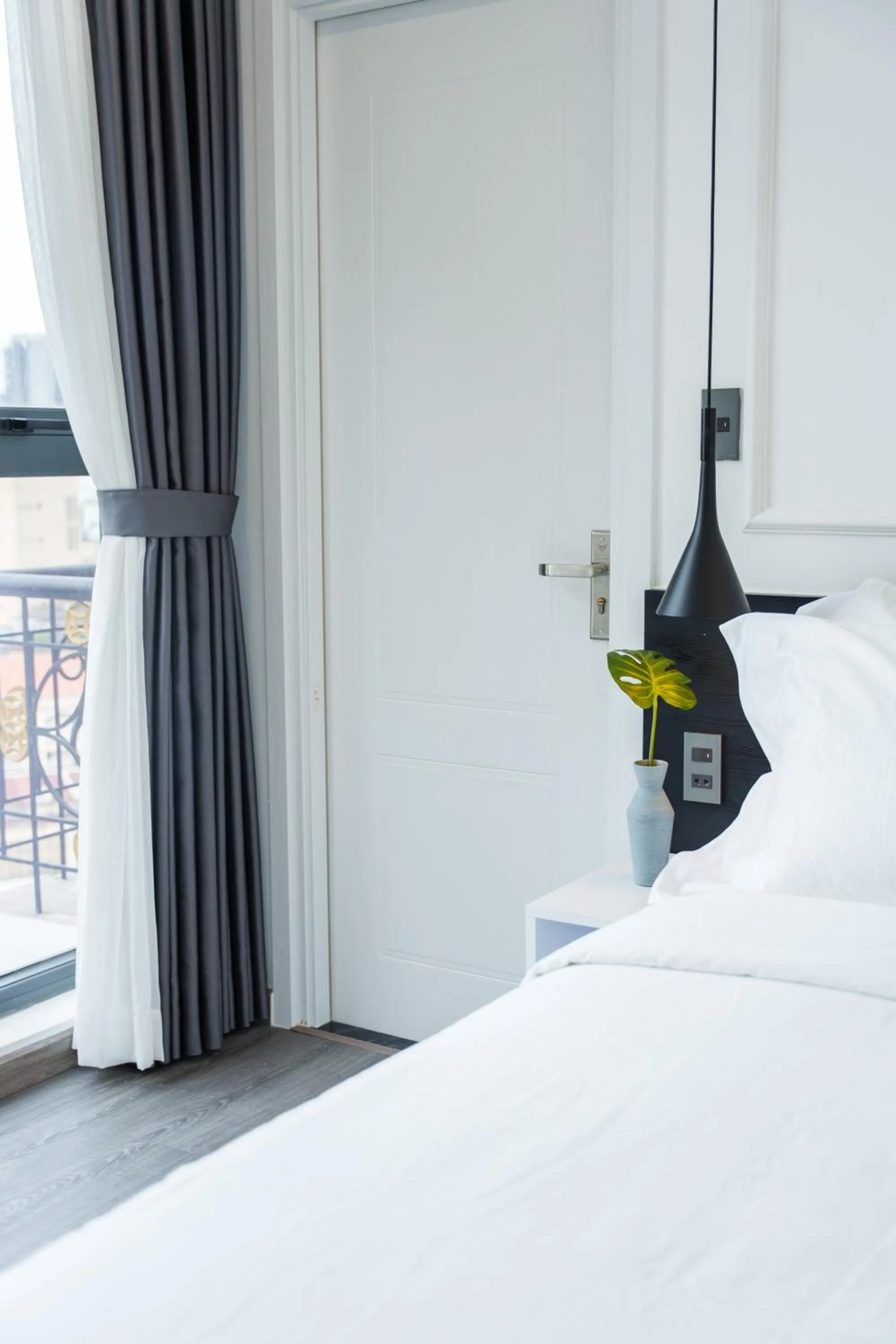 Bed in CityHouse- El Pino Realm at Metro Ben Thanh Market