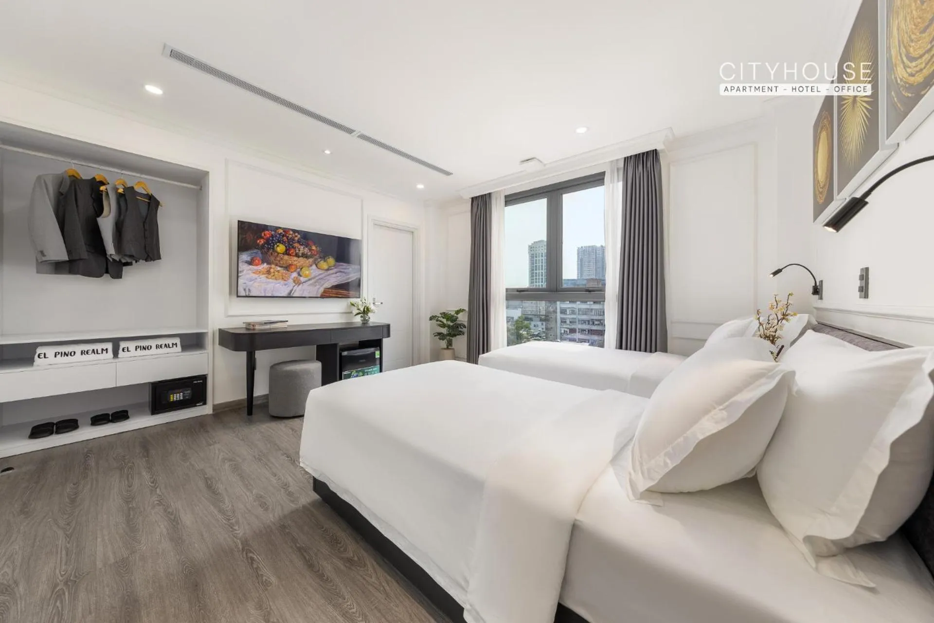 Bed in CityHouse- El Pino Realm at Metro Ben Thanh Market
