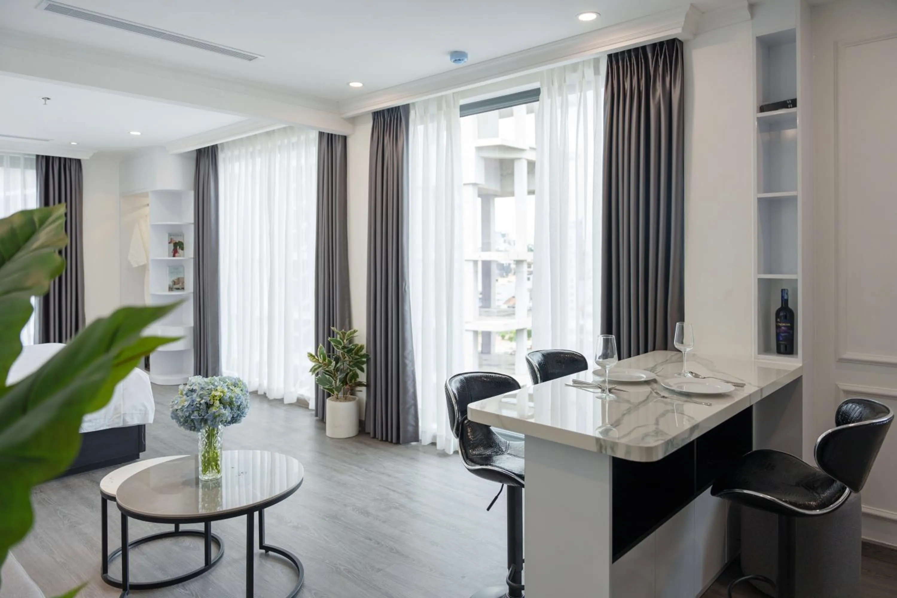 Seating area in CityHouse- El Pino Realm at Metro Ben Thanh Market