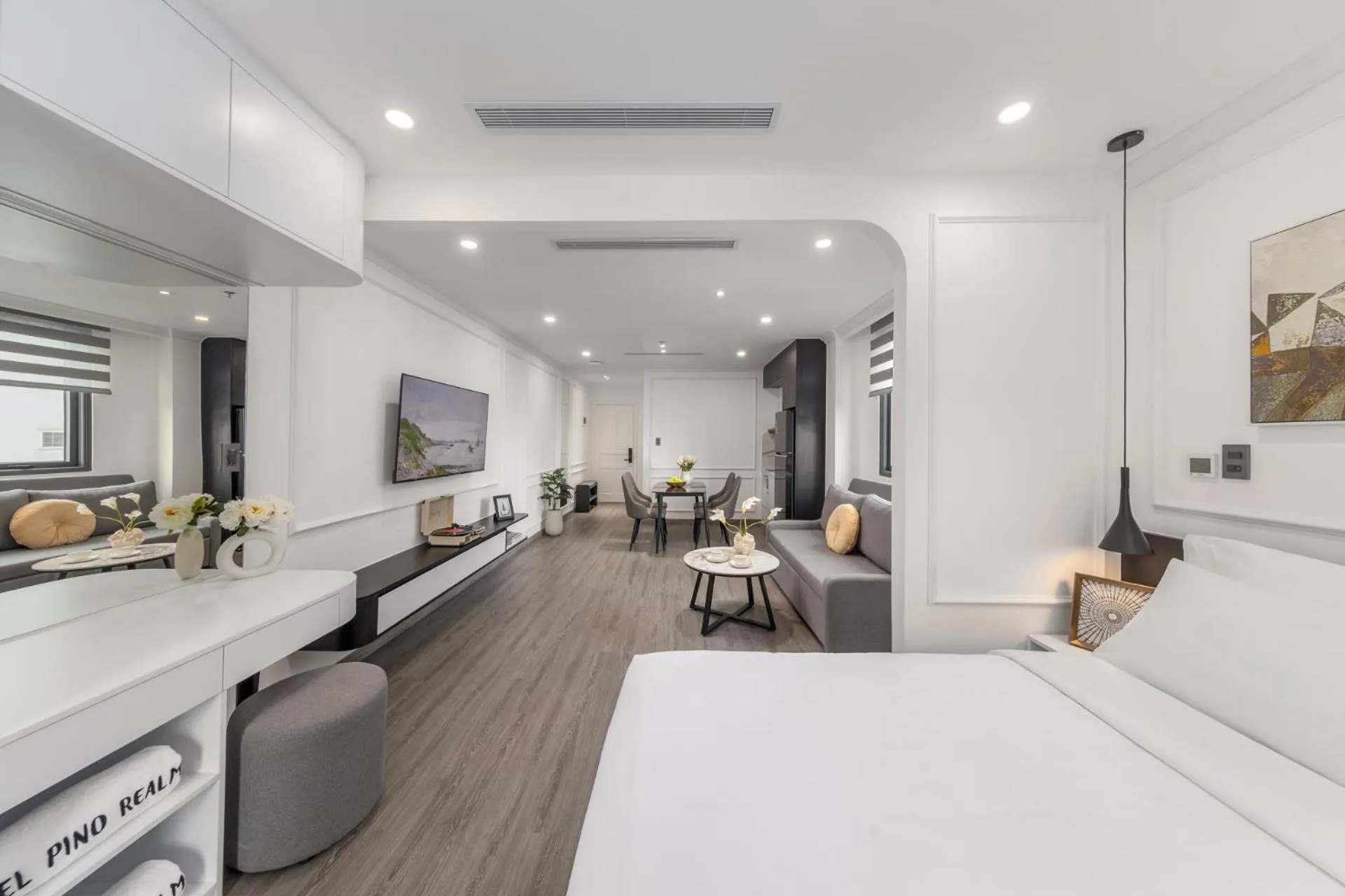 Bed in CityHouse- El Pino Realm at Metro Ben Thanh Market