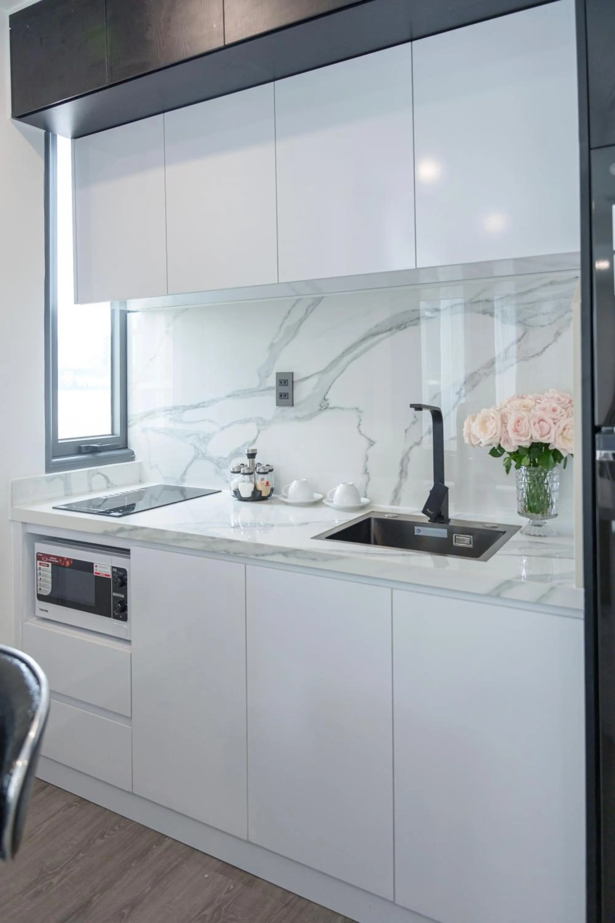 Kitchen or kitchenette in CityHouse- El Pino Realm at Metro Ben Thanh Market