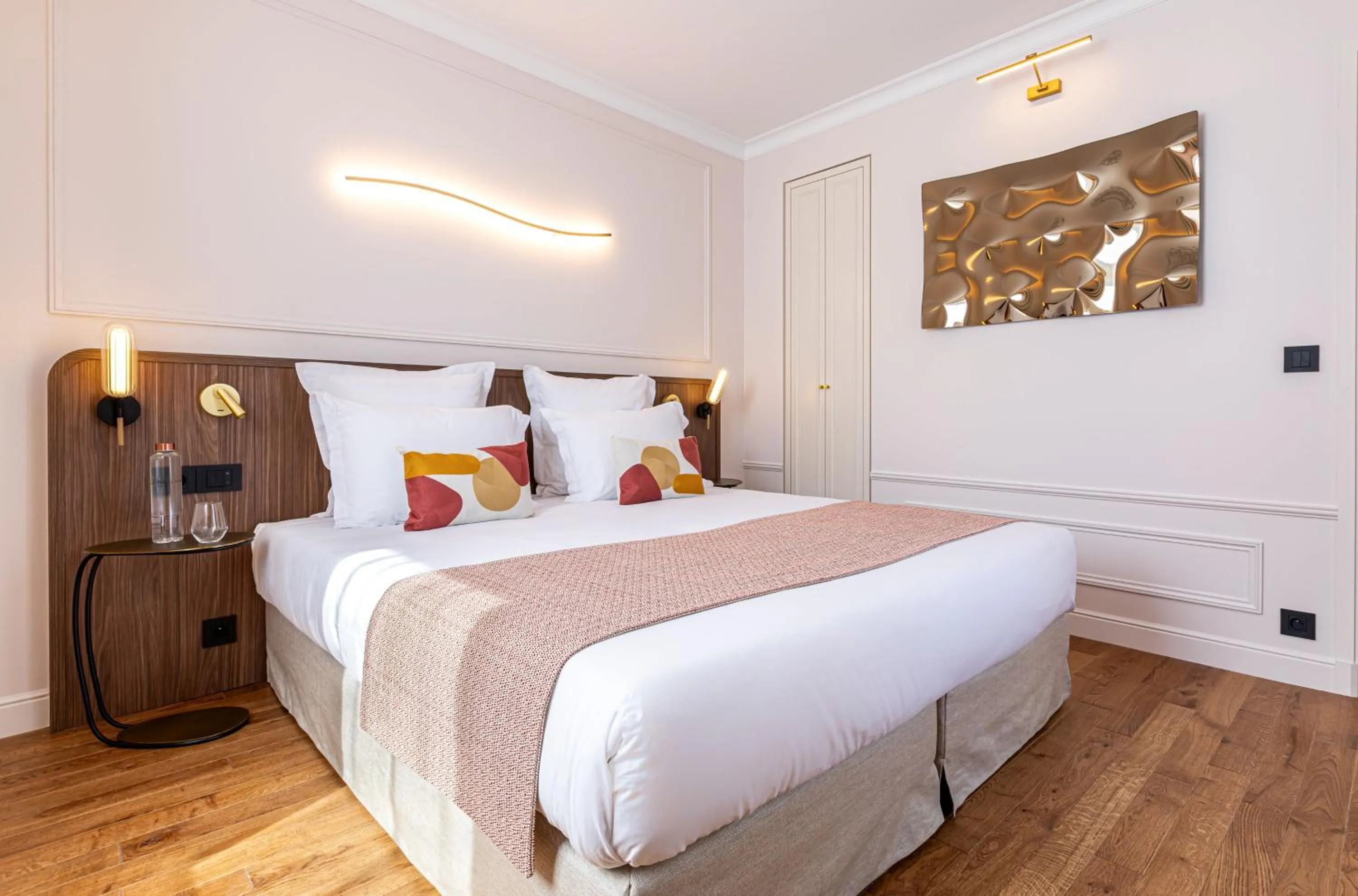 Bed in Villa SoPi Appart'Hotel by Patrick Hayat