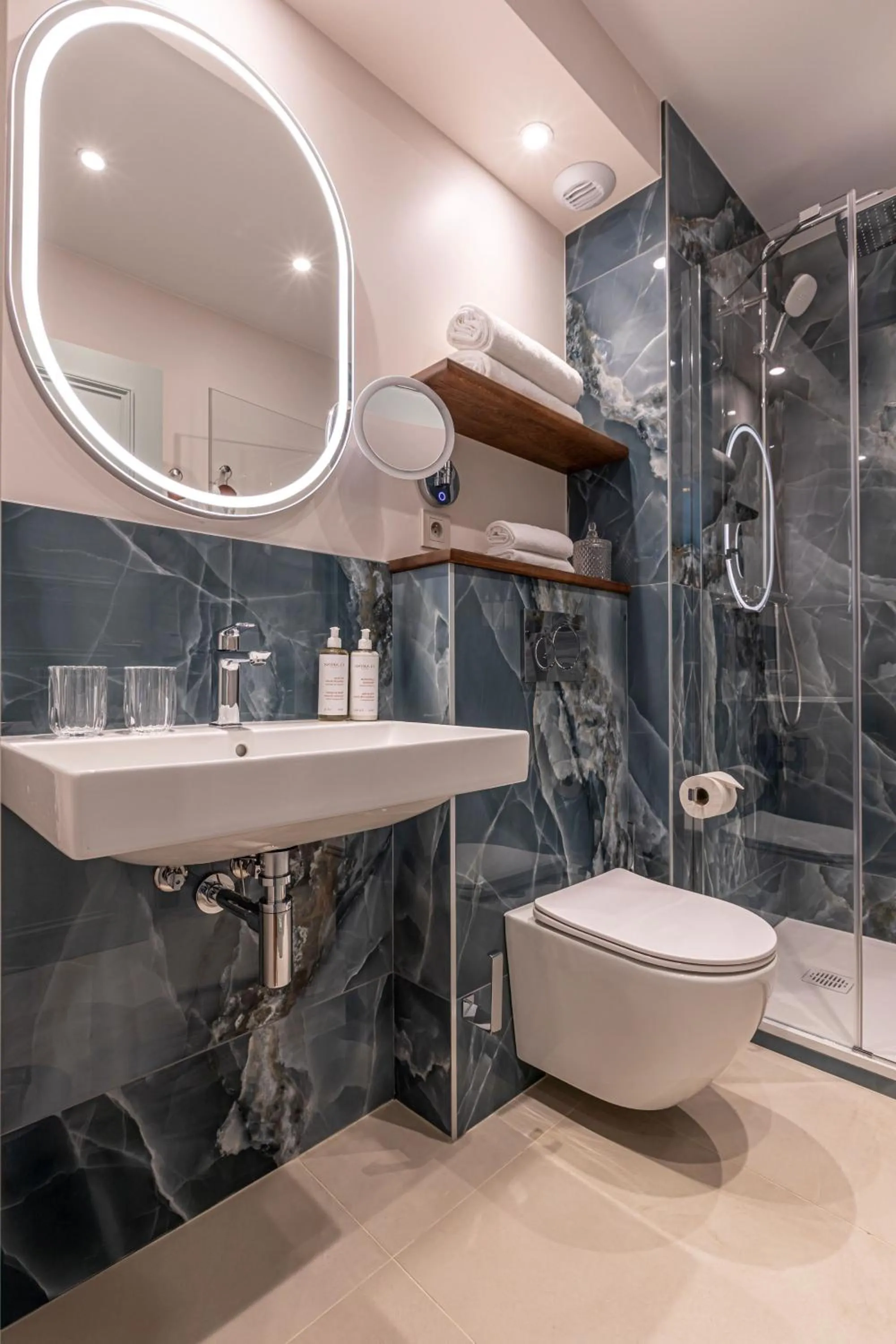 Shower in Villa SoPi Appart'Hotel by Patrick Hayat