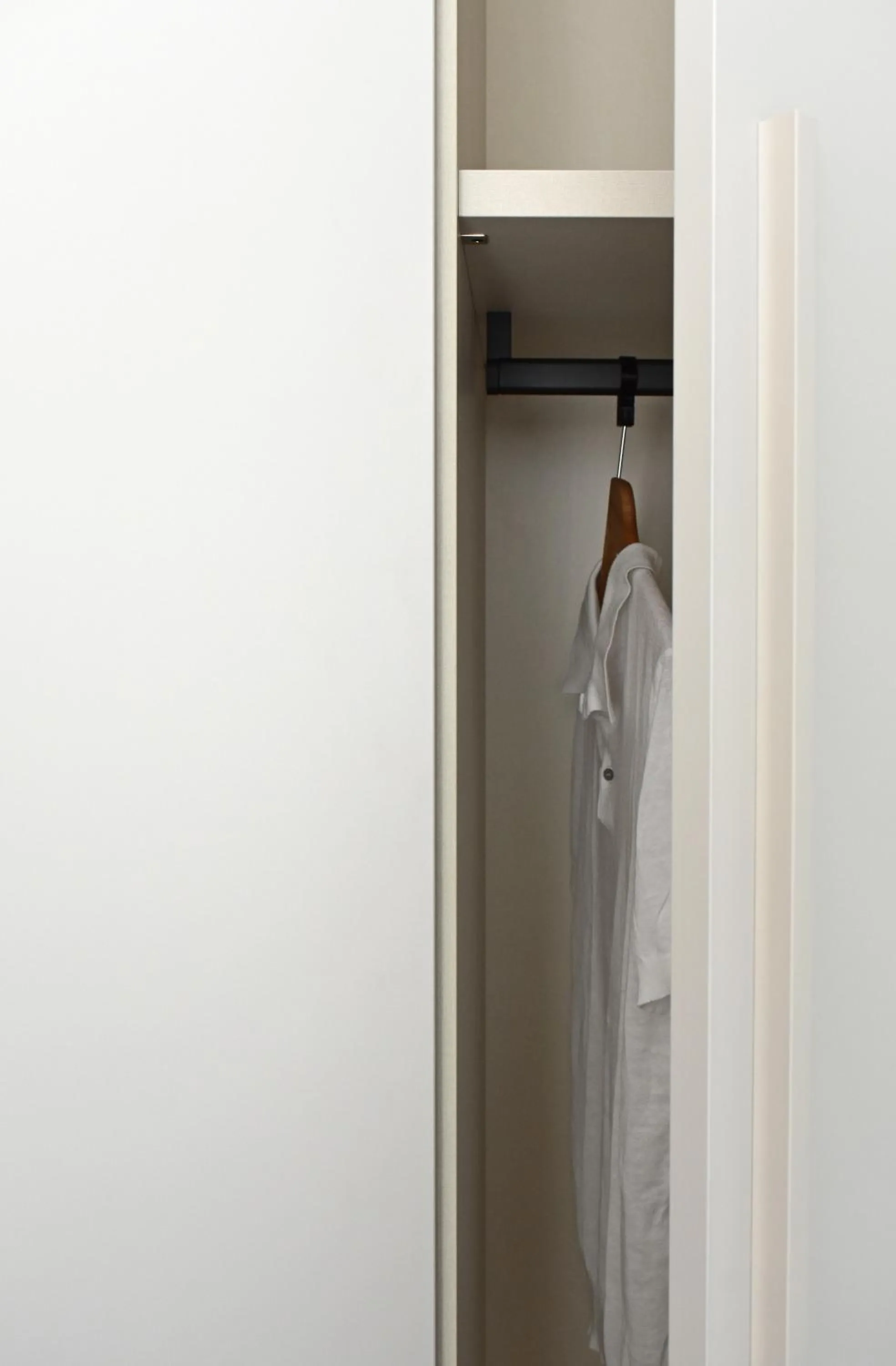 wardrobe in Poggio Al Lago Apartments & Rooms