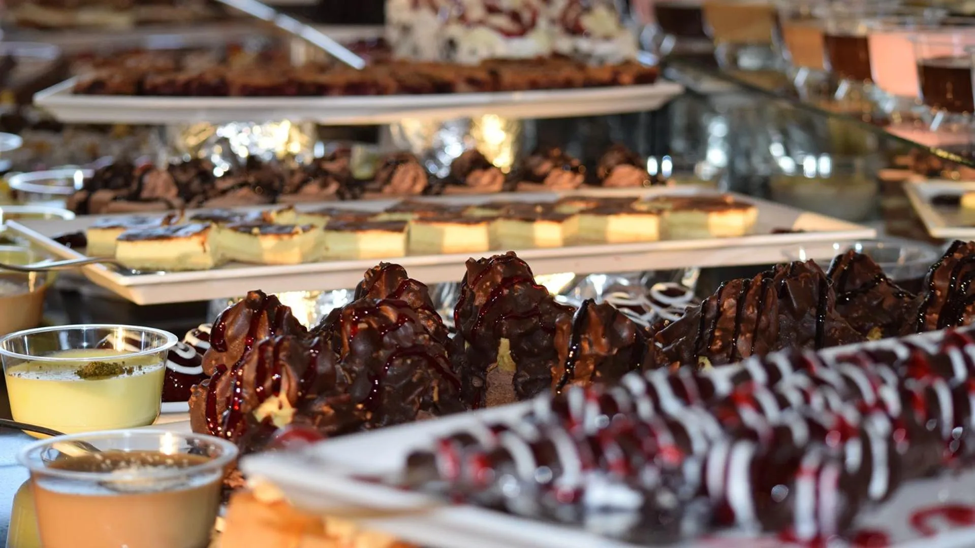 Food and drinks in Roseira Beach Resort