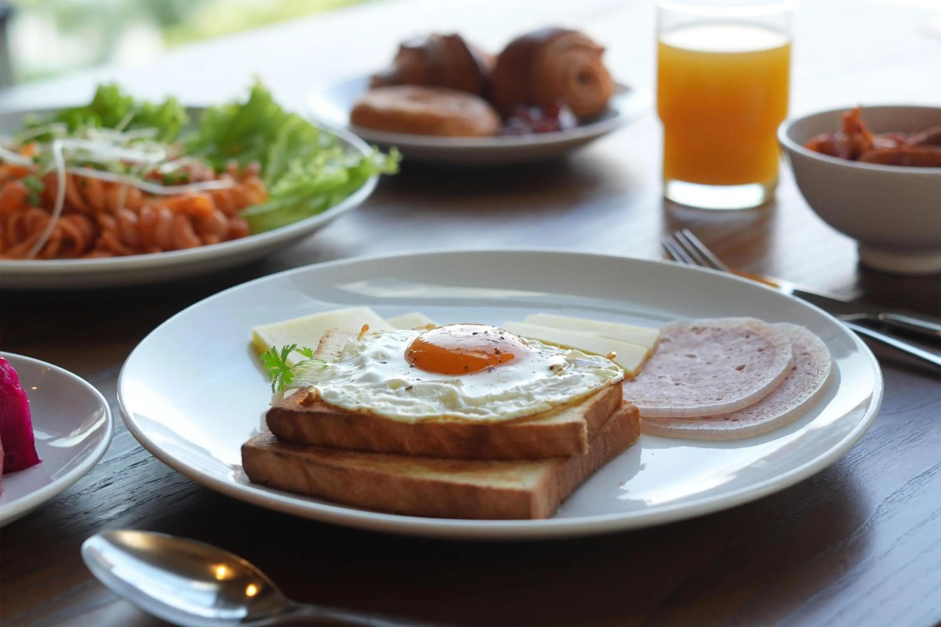 Restaurant/places to eat in Wink Hai Phong Centre, Unscripted by Hyatt - 24 Hours stay