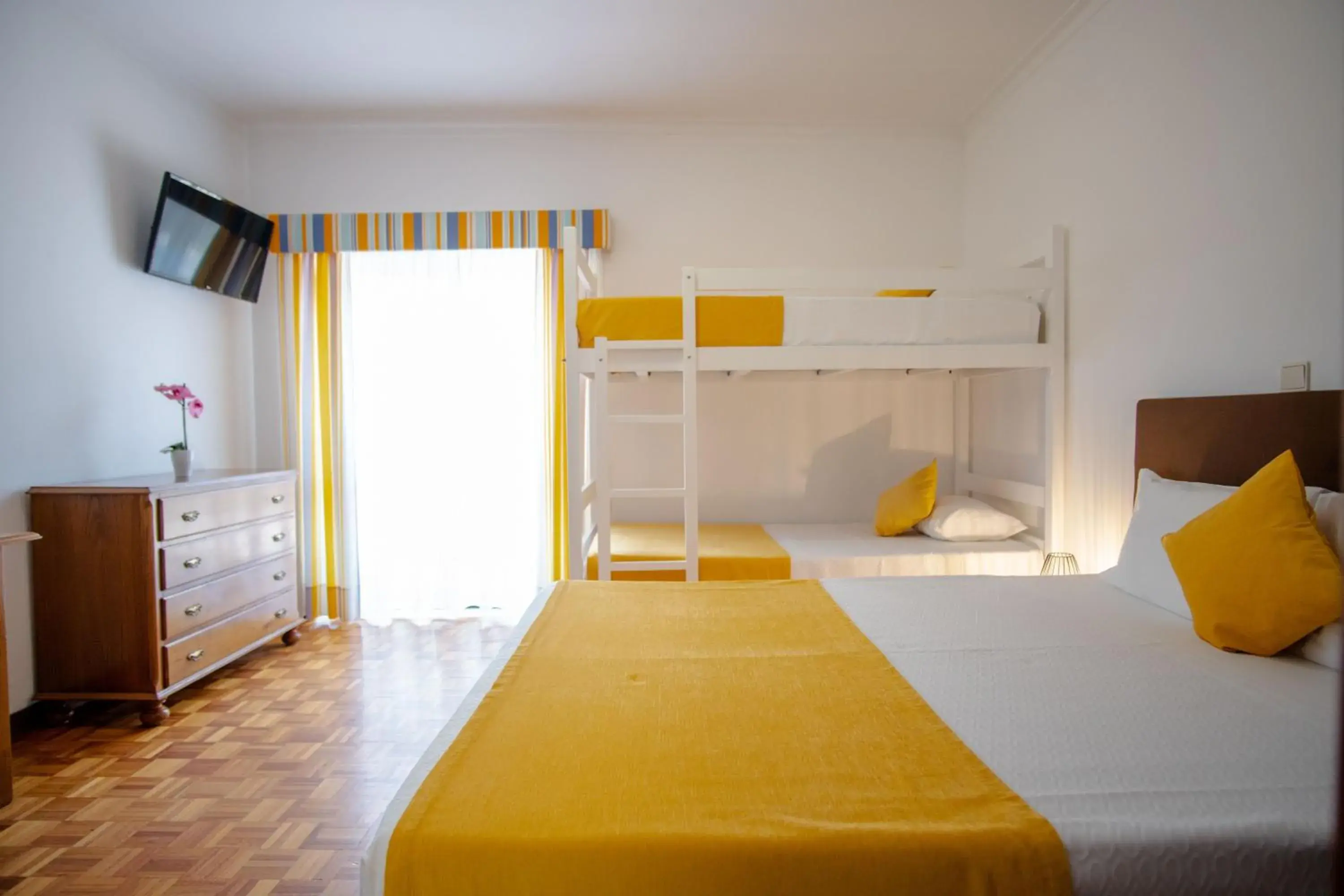 Family Room with Terrace in Gerês Guest House Family Room with Terrace in Gerês Guest House