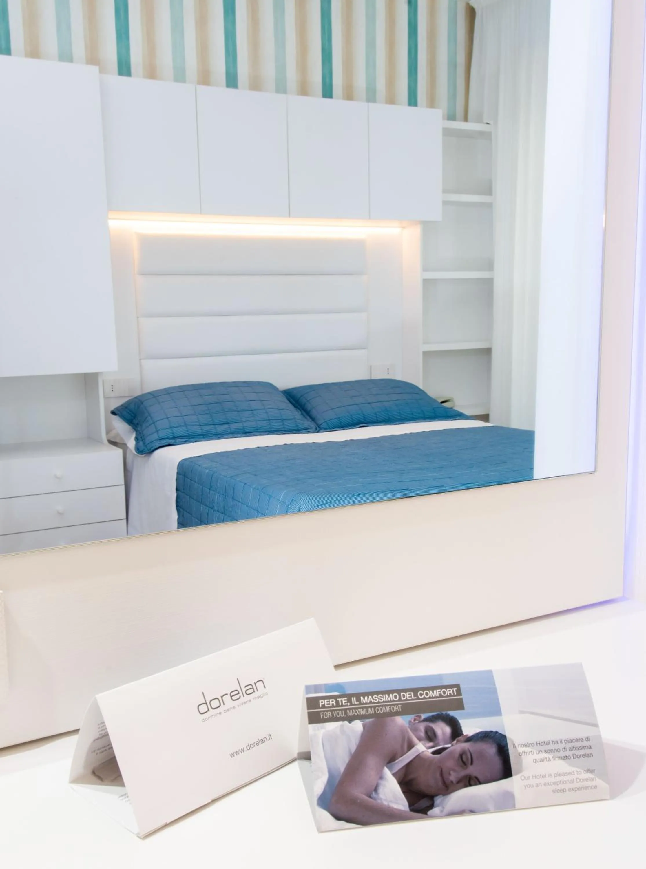 Hot Tub, Bed in Hotel Albatros