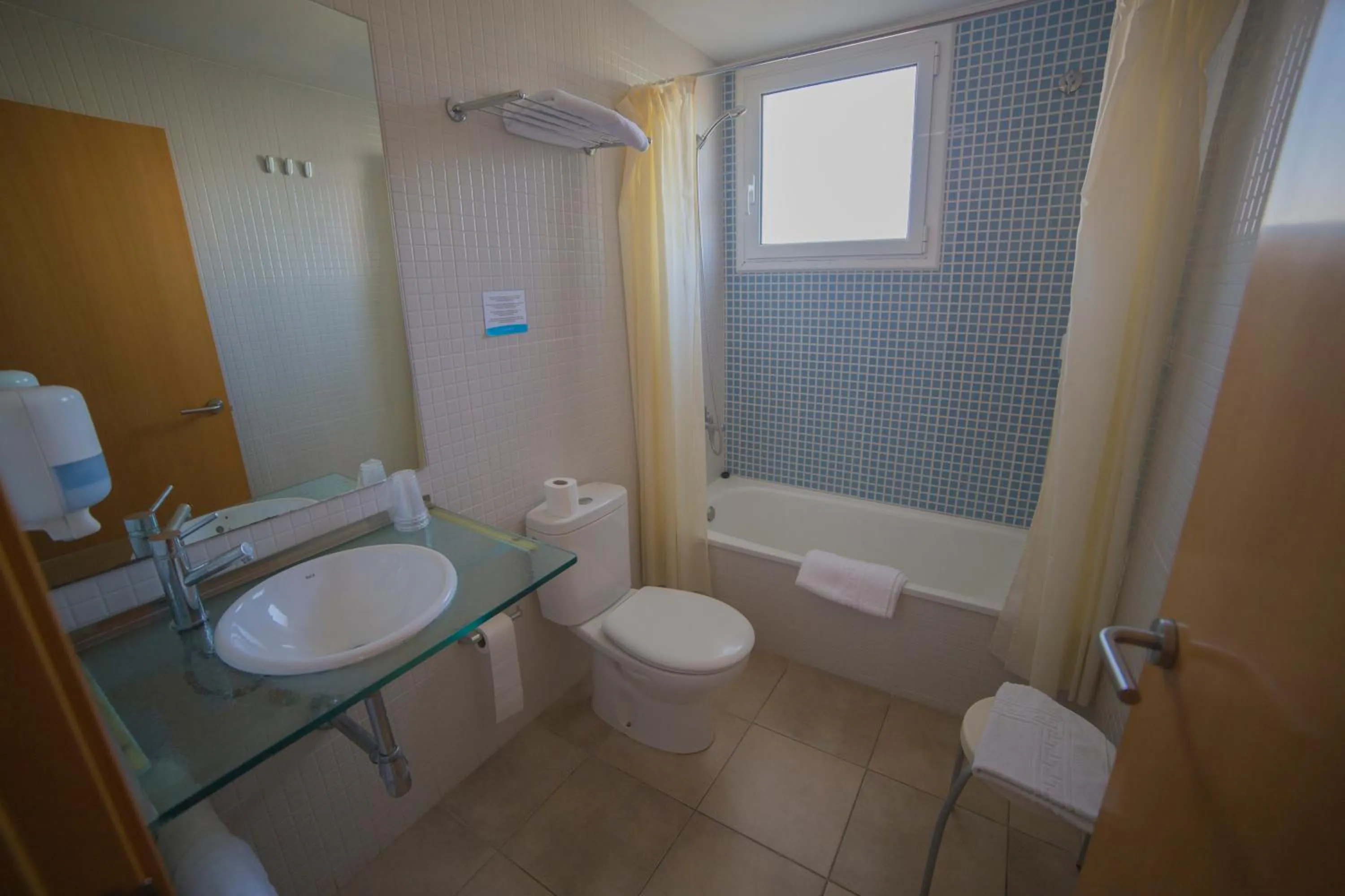 Casa Del Mar Hotel & Apartaments