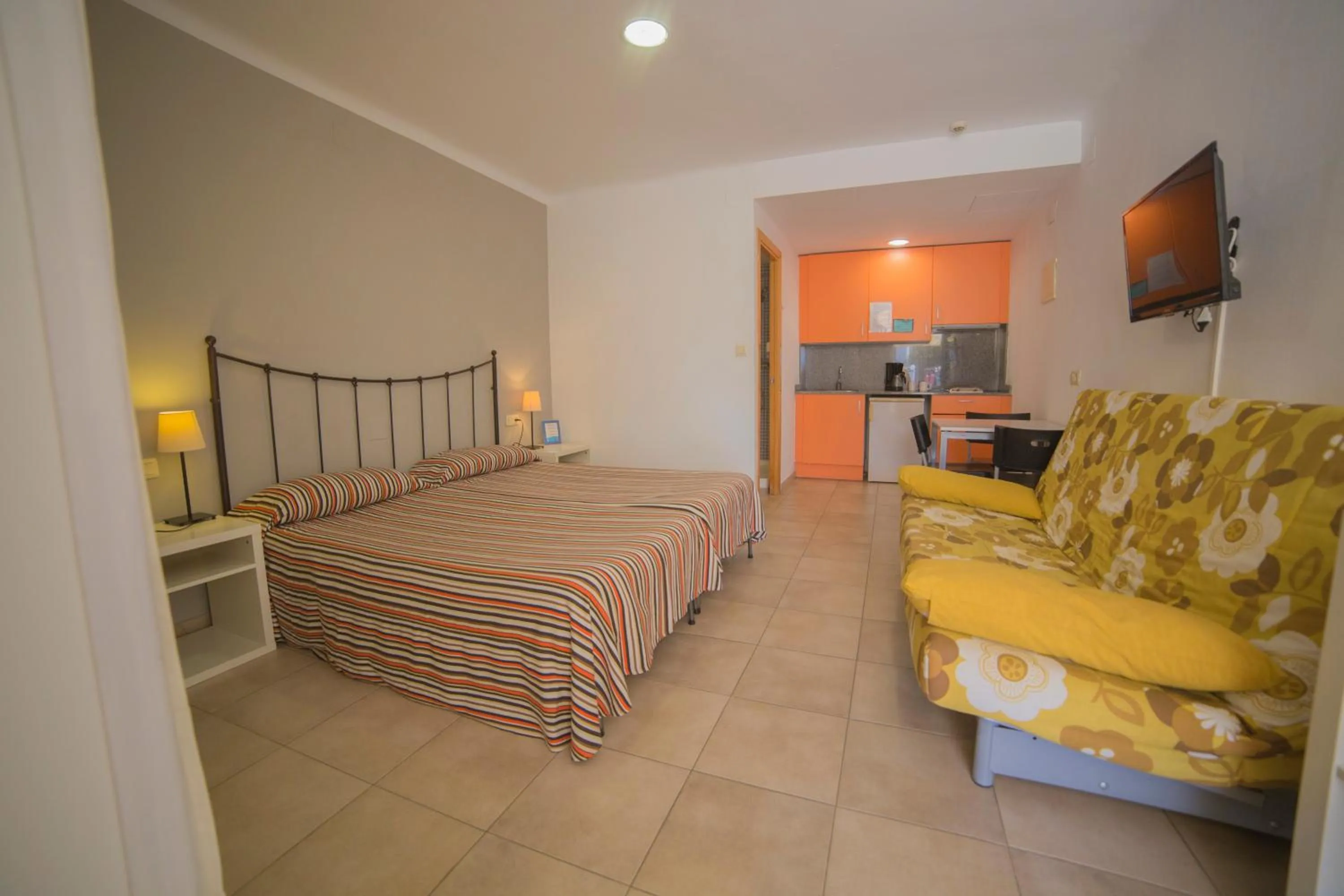 Casa Del Mar Hotel & Apartaments