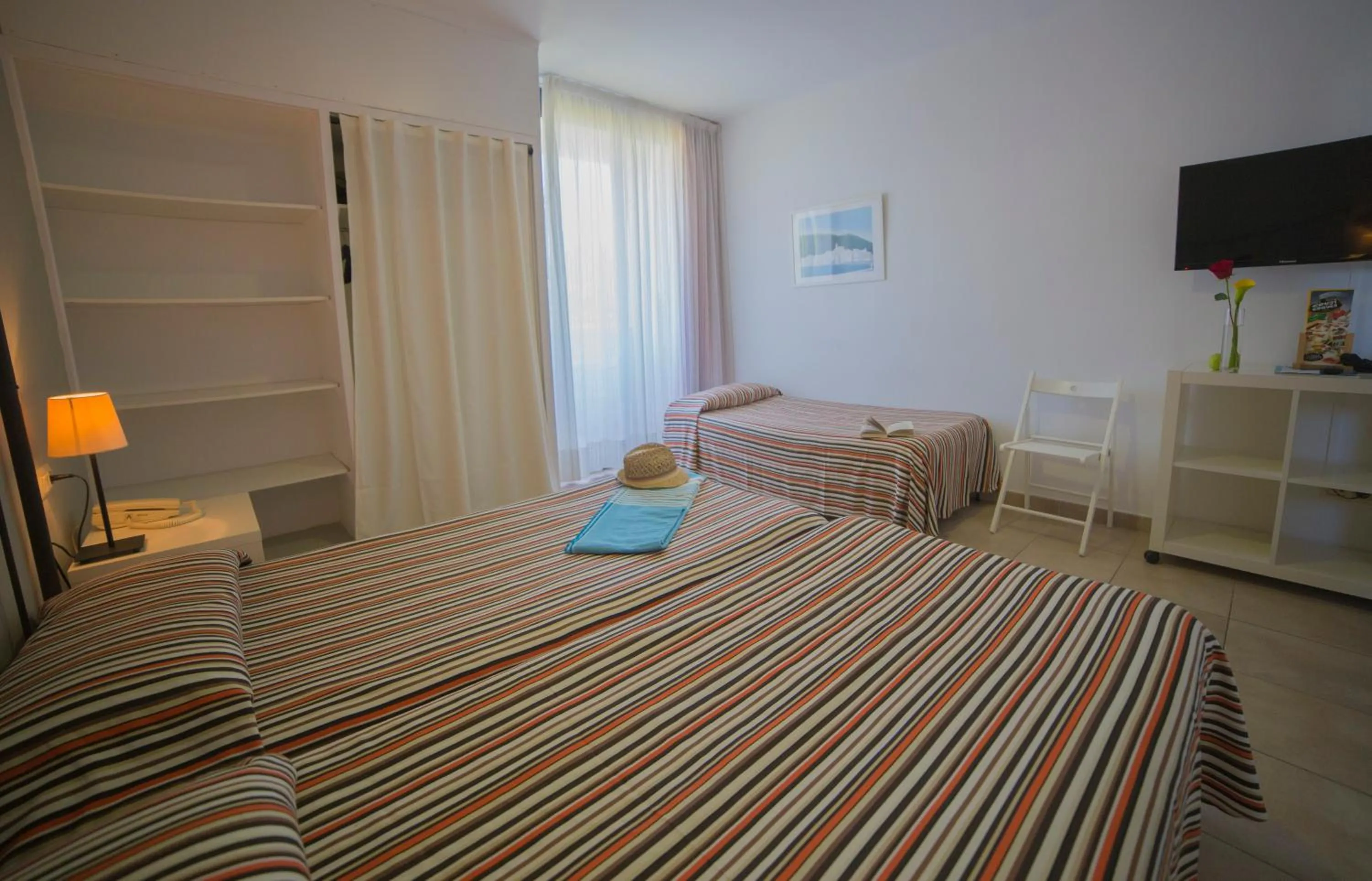 Casa Del Mar Hotel & Apartaments