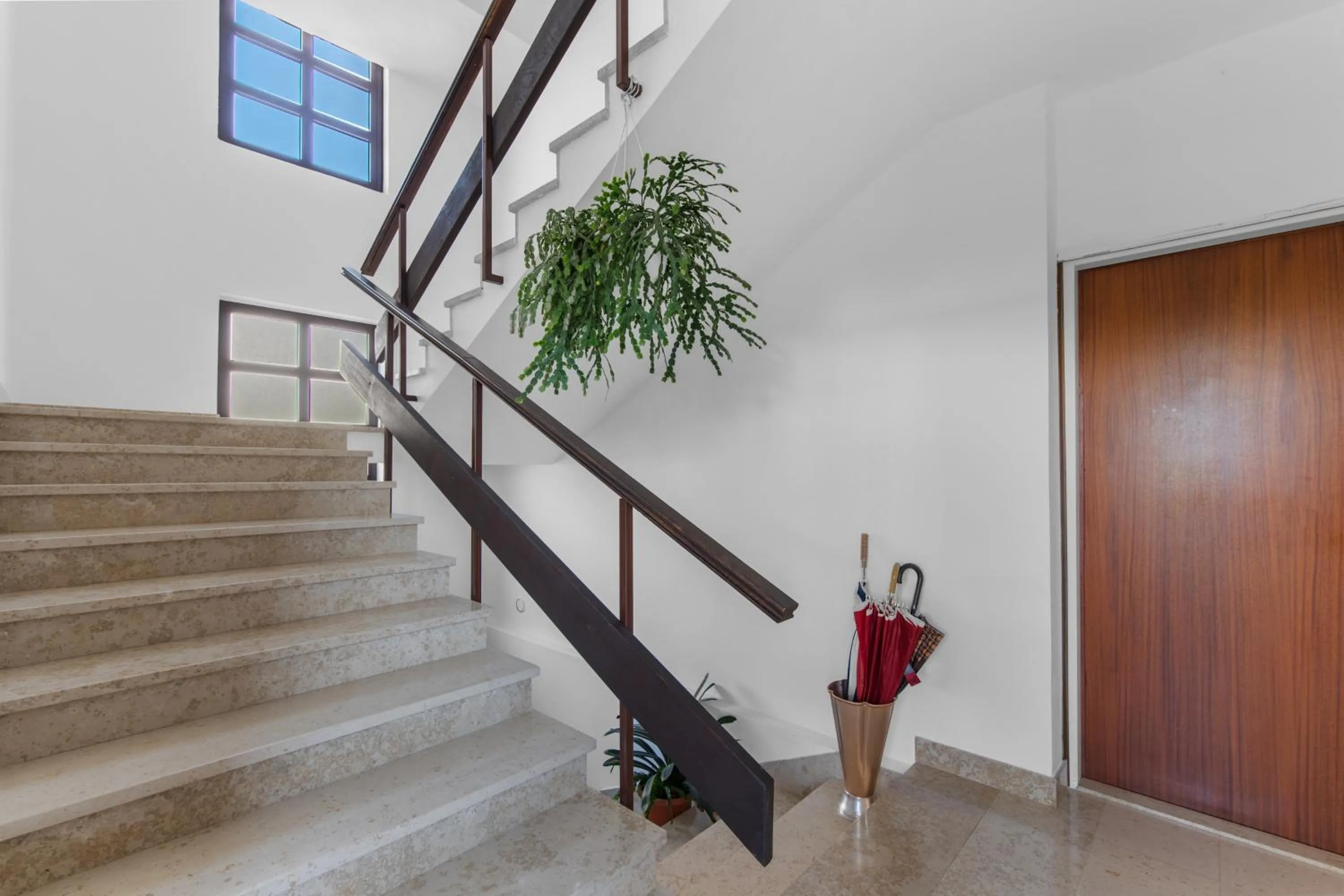 Apartments Villa Falcon