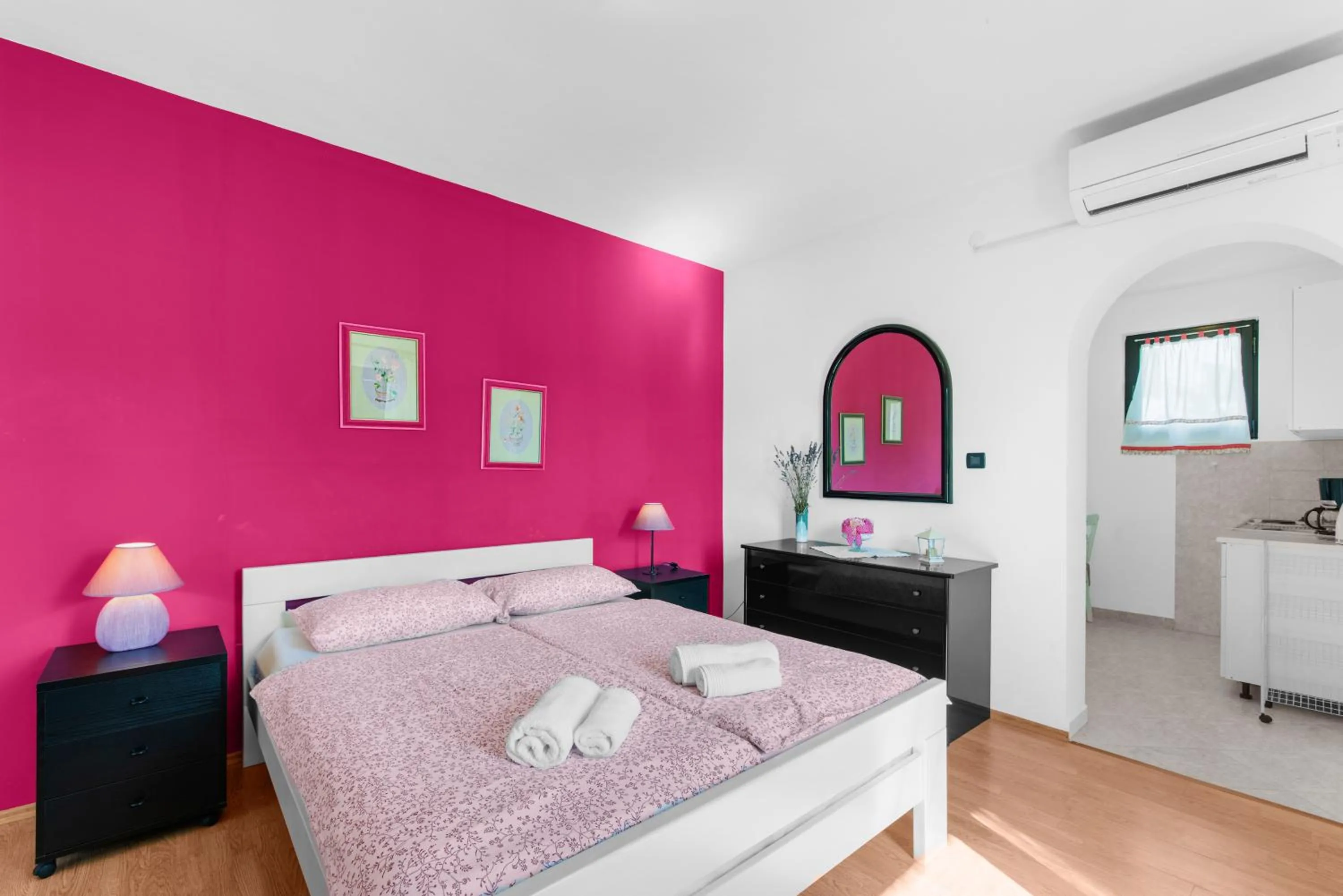 Bed in Apartments Villa Falcon