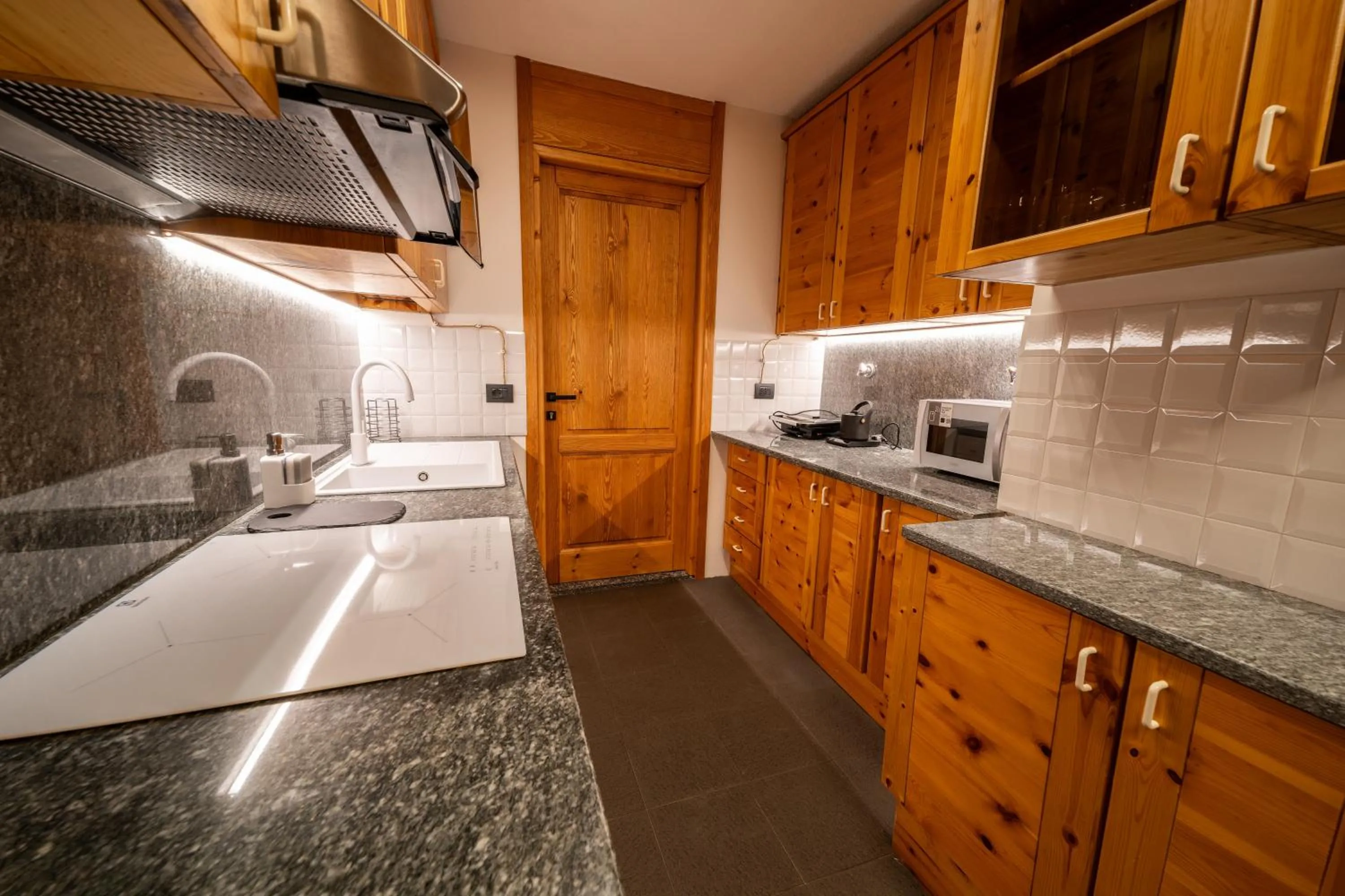 Kitchen or kitchenette in Appartamento Prestige