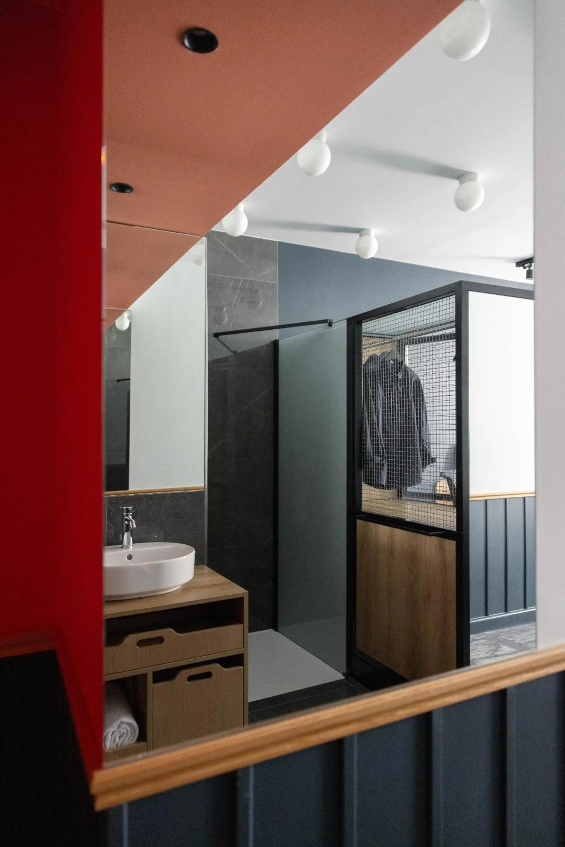 Bedroom in 1.75 Paris Le Charme