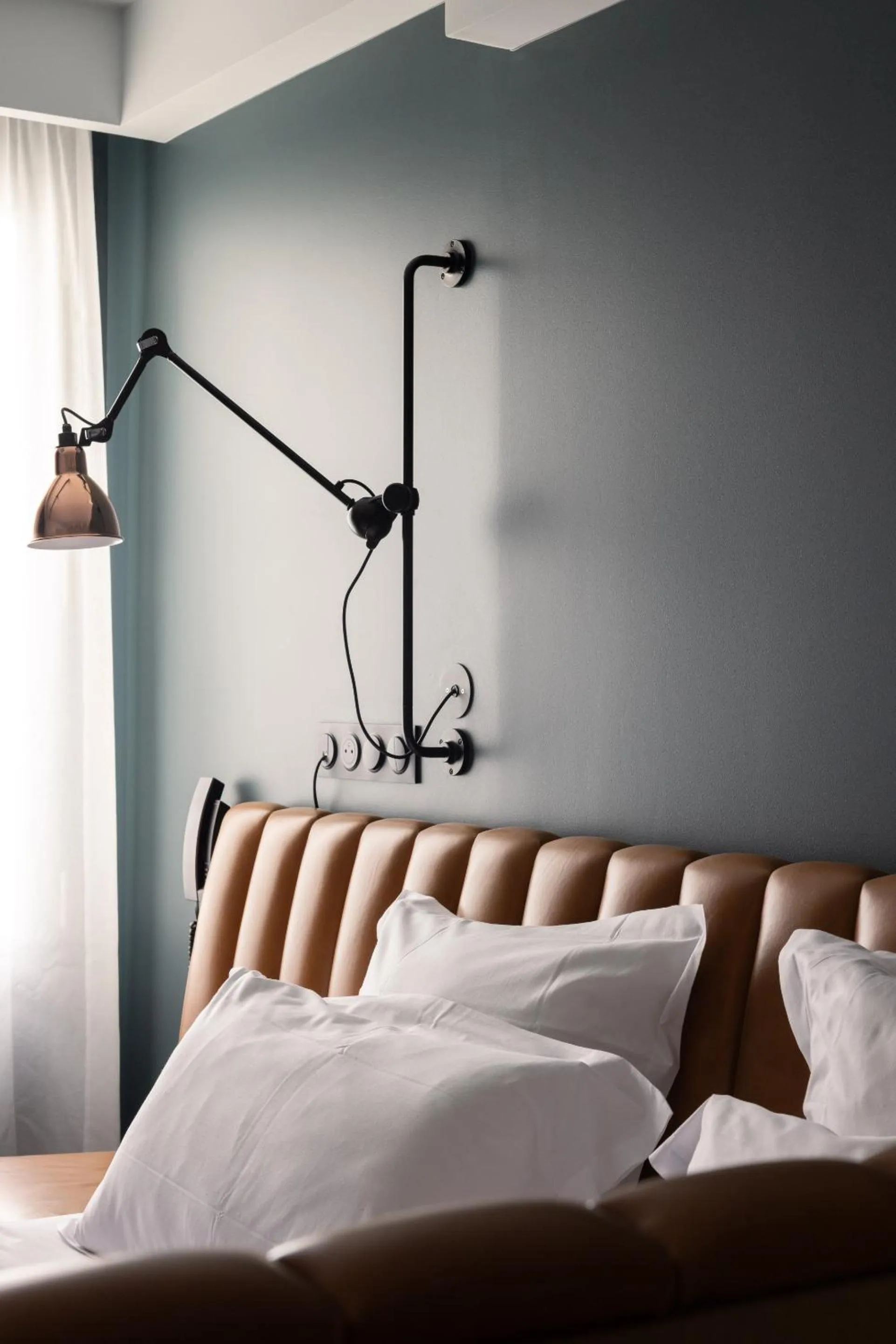 Bedroom, Bed in 1.75 Paris Le Charme