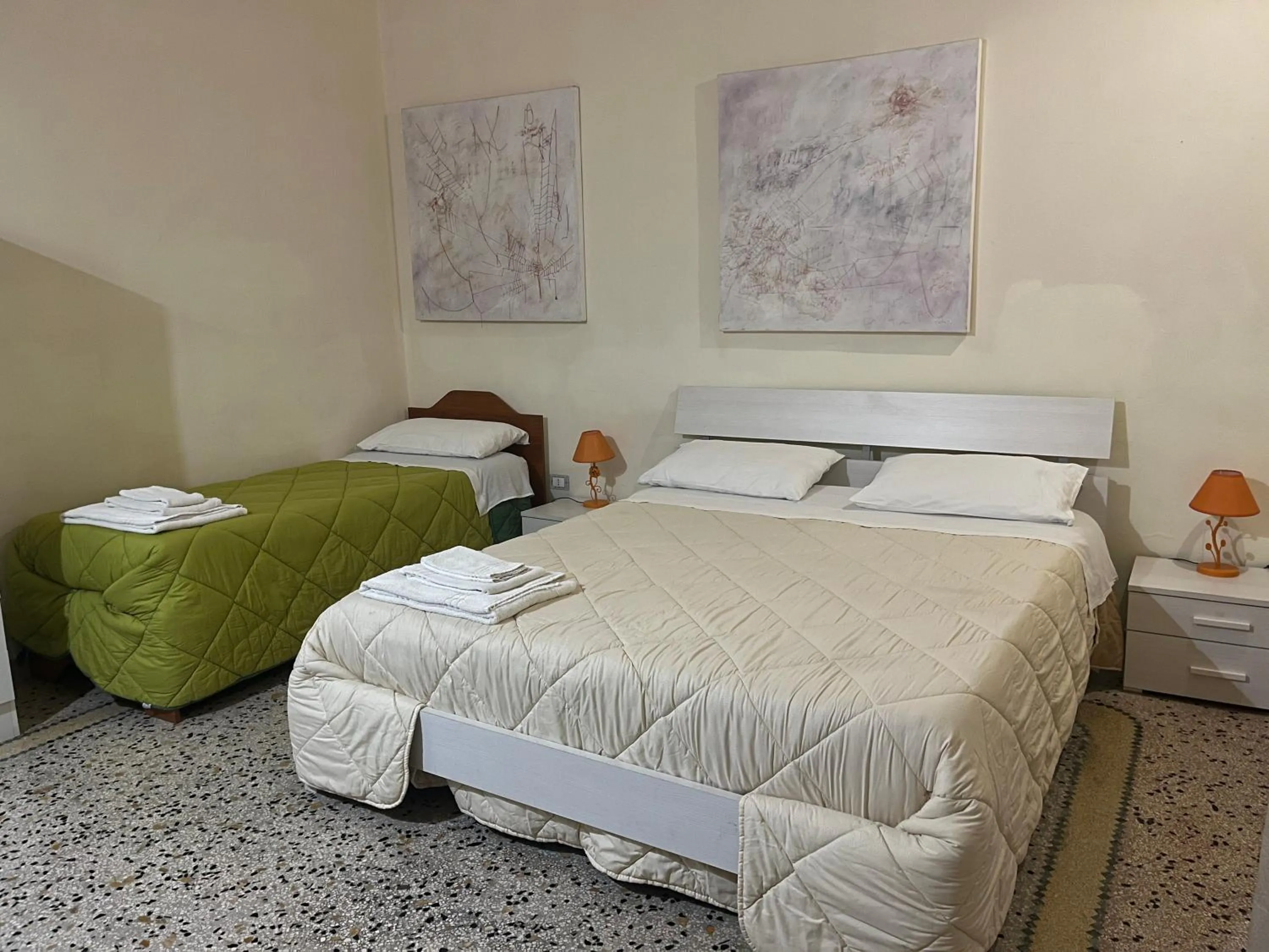 Photo of the whole room, Bed in Salento b&b Trepuzzi
