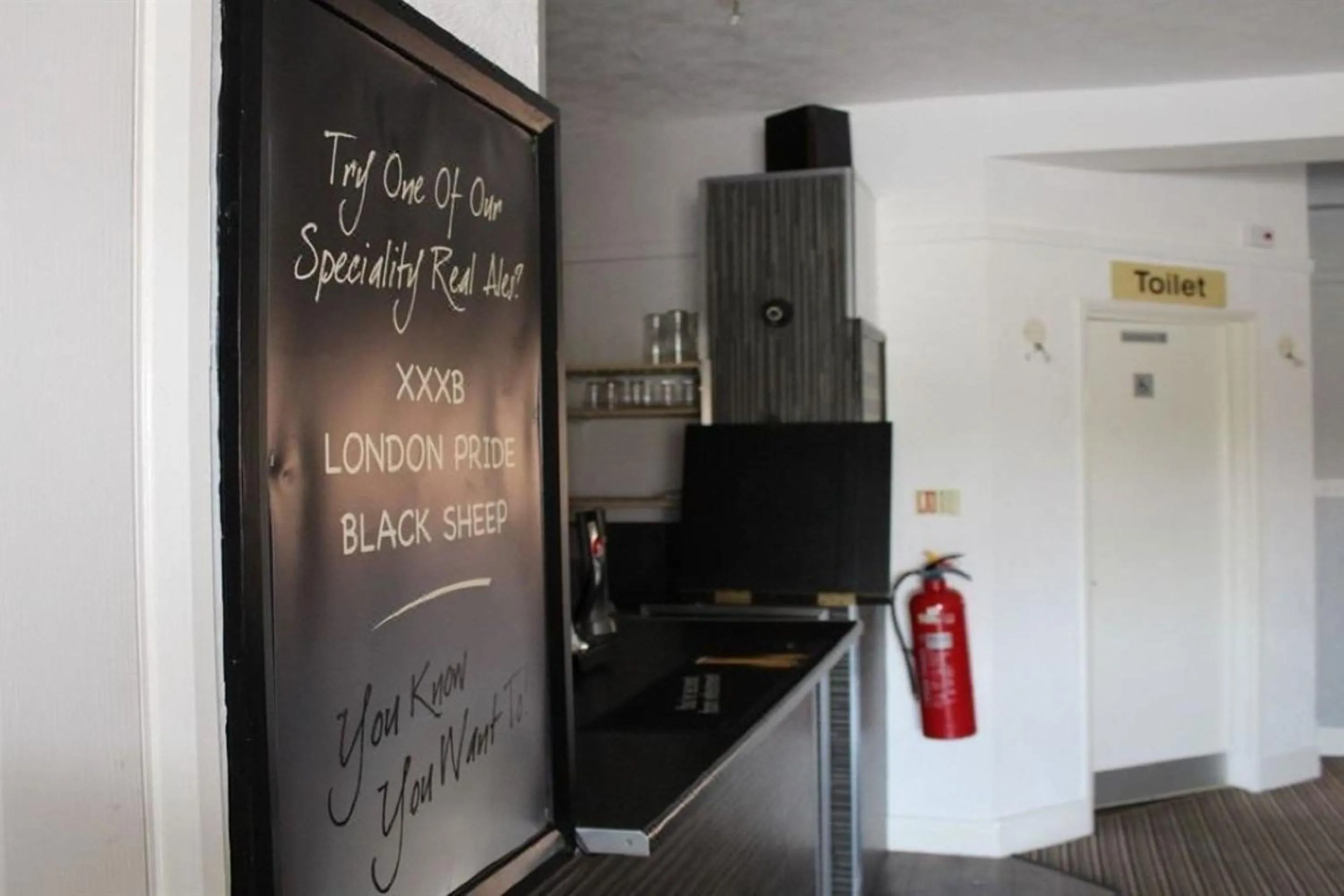 Lobby or reception in OYO The Sun Hotel