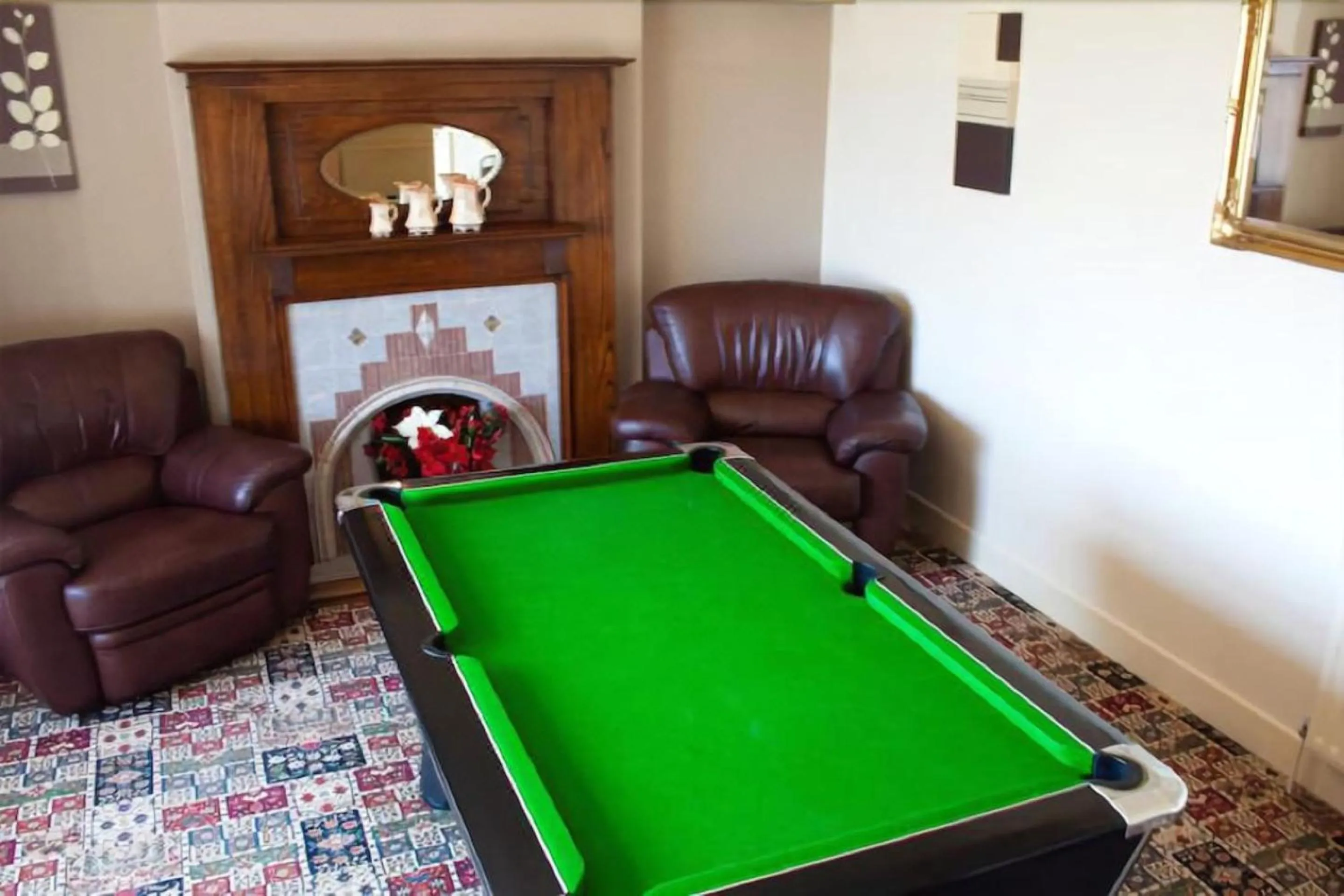 Lobby or reception in OYO The Sun Hotel