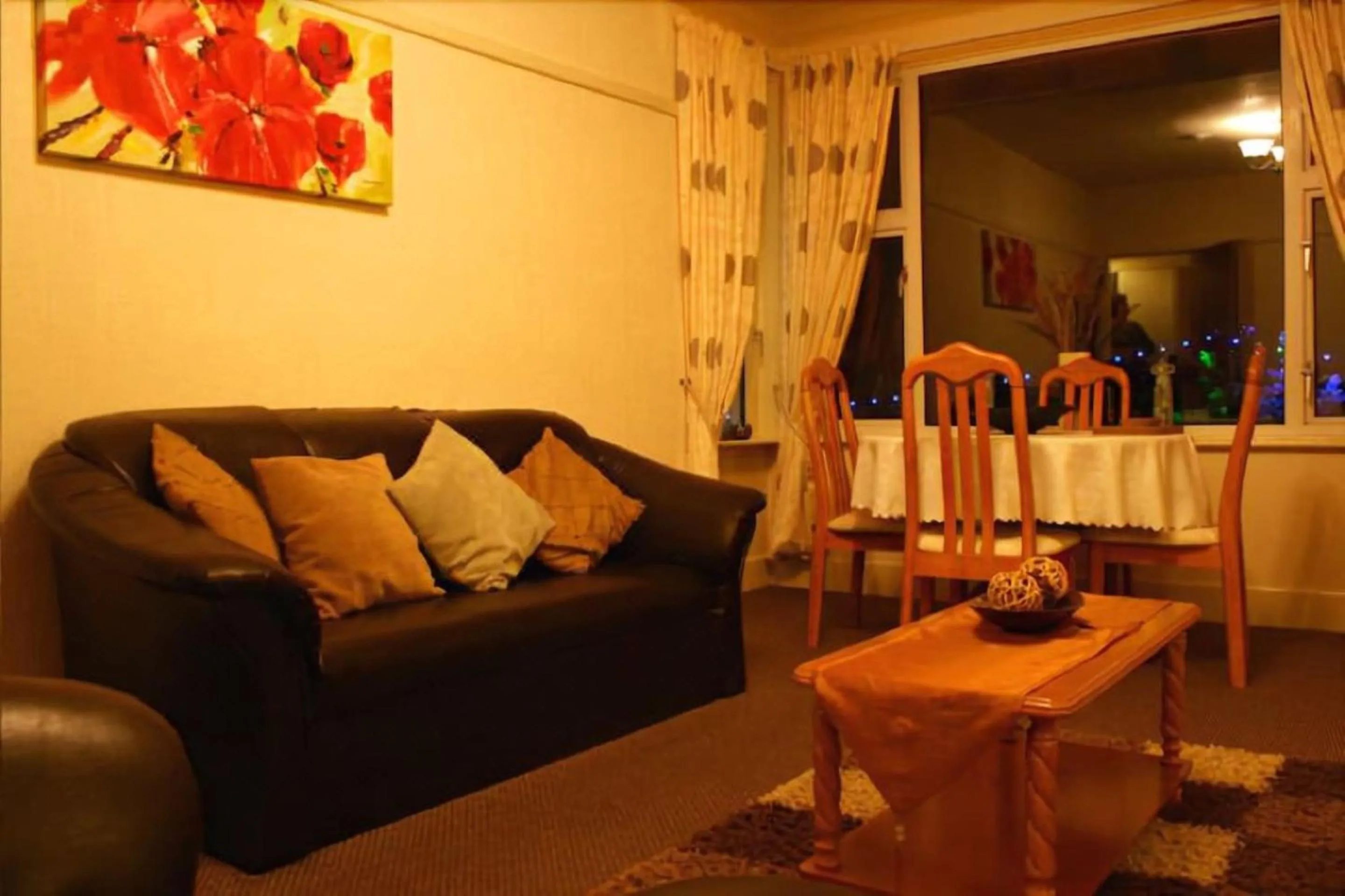 Lobby or reception in OYO The Sun Hotel