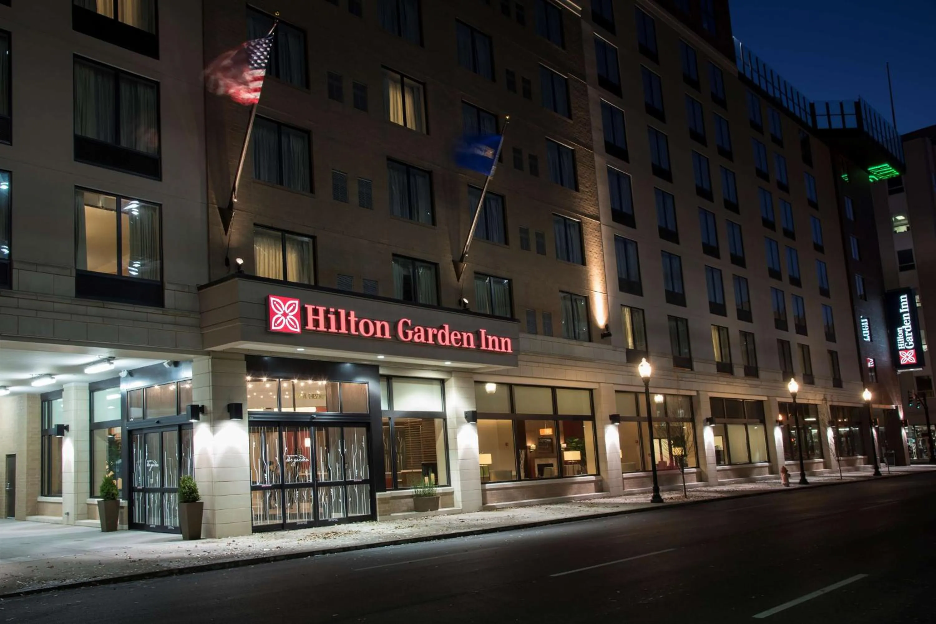 Property building in Hilton Garden Inn Louisville Downtown