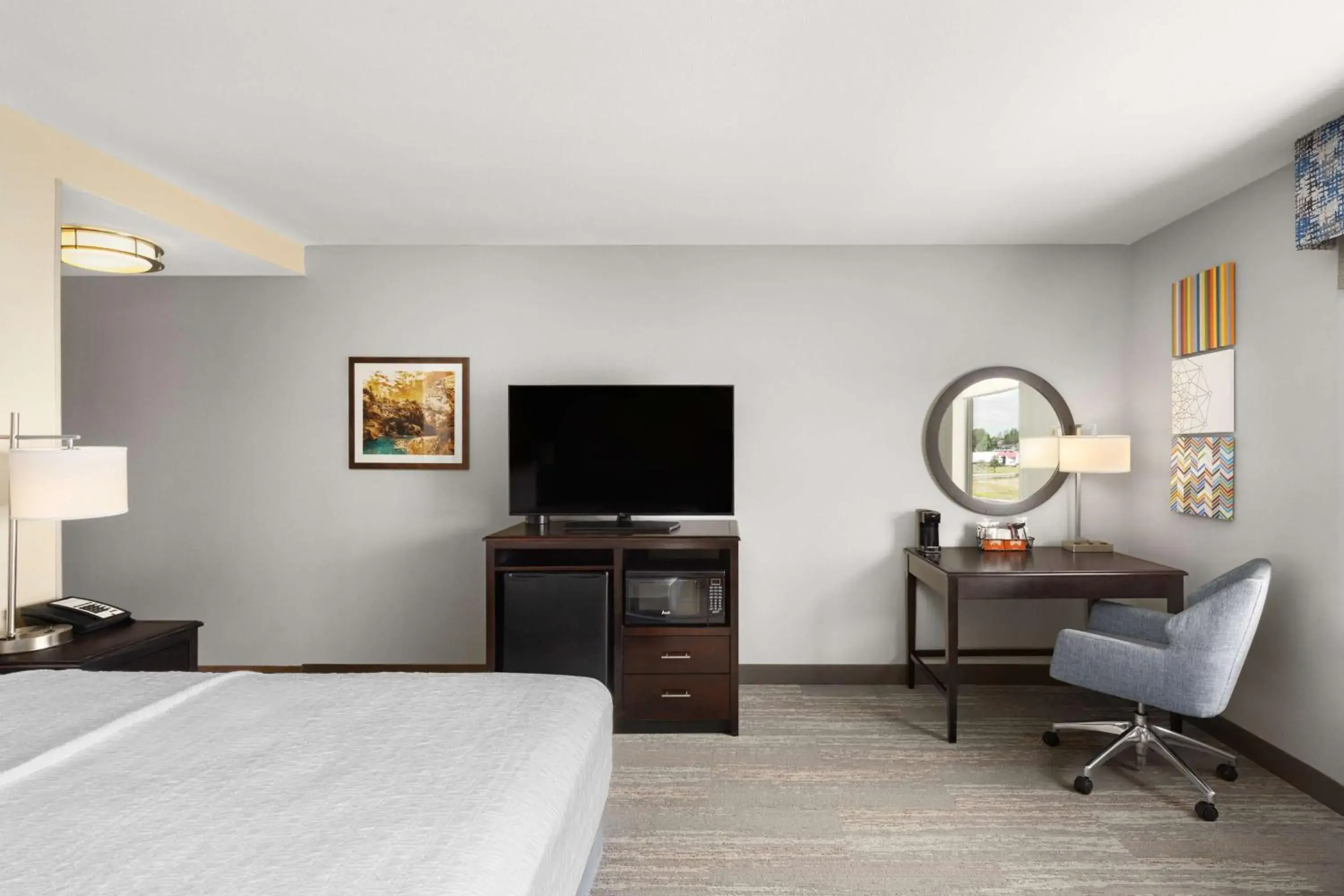 King Room - Non-Smoking in Hampton Inn & Suites Douglas King Room - Non-Smoking in Hampton Inn & Suites Douglas