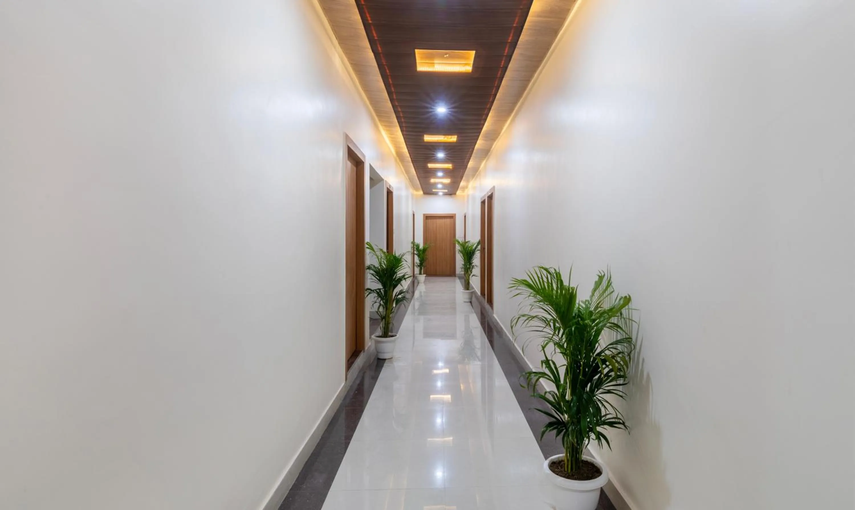 Lobby or reception in Treebo Golden Kashi