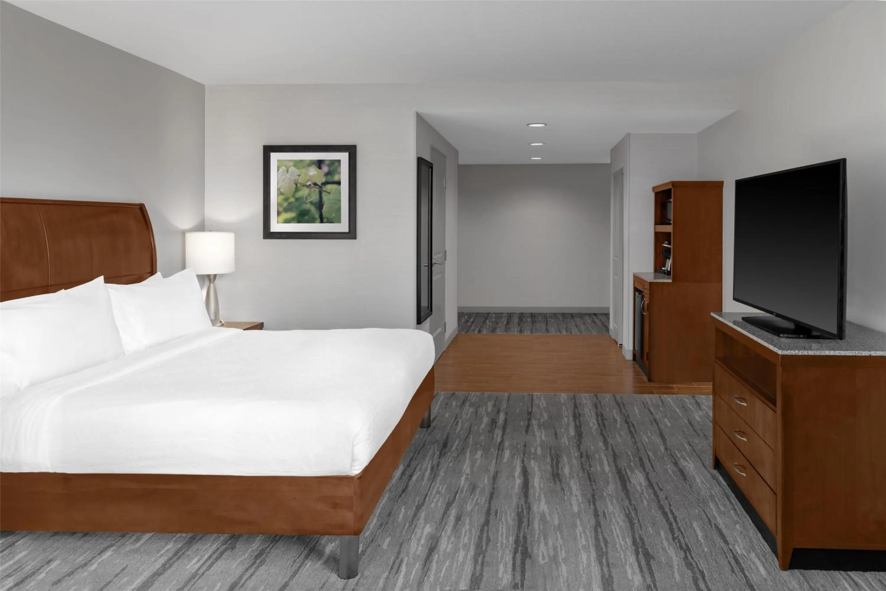 Bed in Hilton Garden Inn Nashville Downtown Convention Center