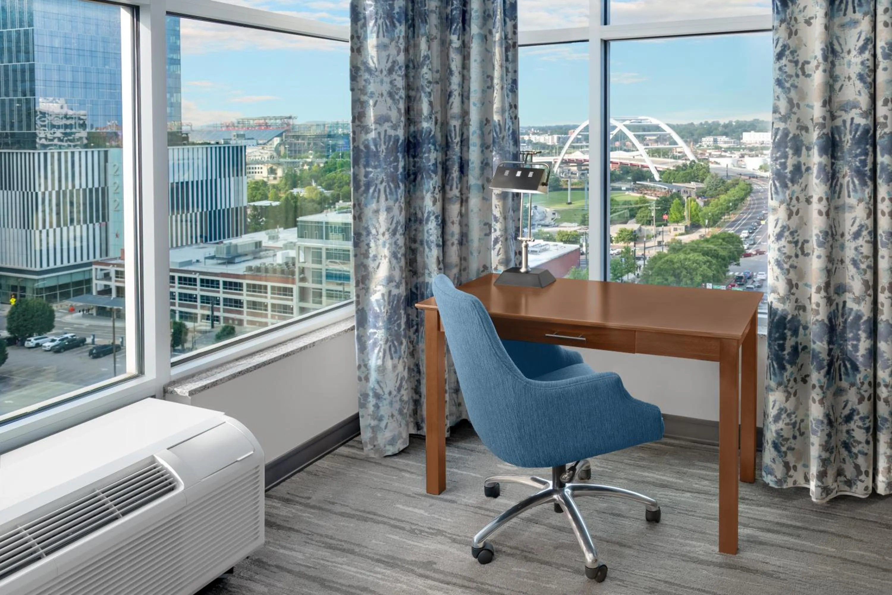 Bedroom in Hilton Garden Inn Nashville Downtown Convention Center