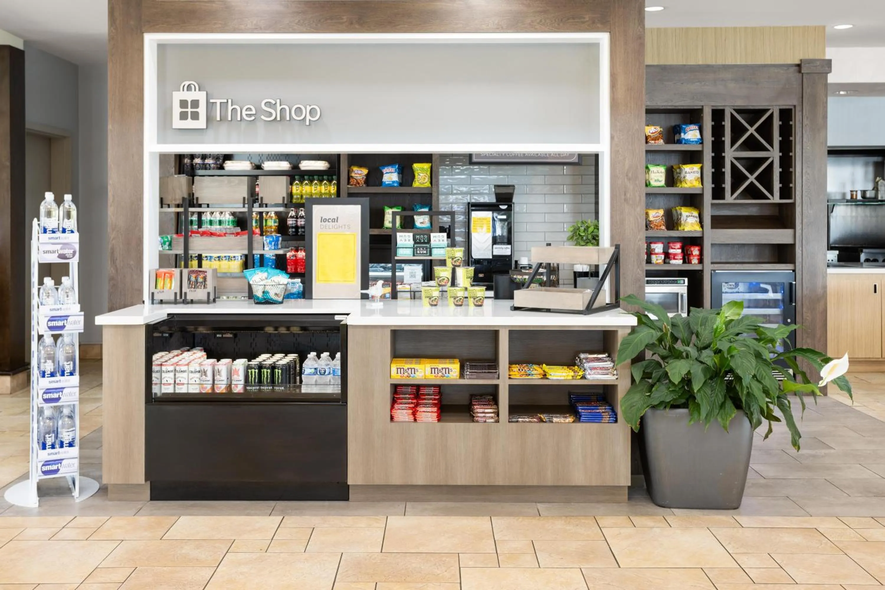 Restaurant/places to eat in Hilton Garden Inn Memphis/Wolfchase Galleria