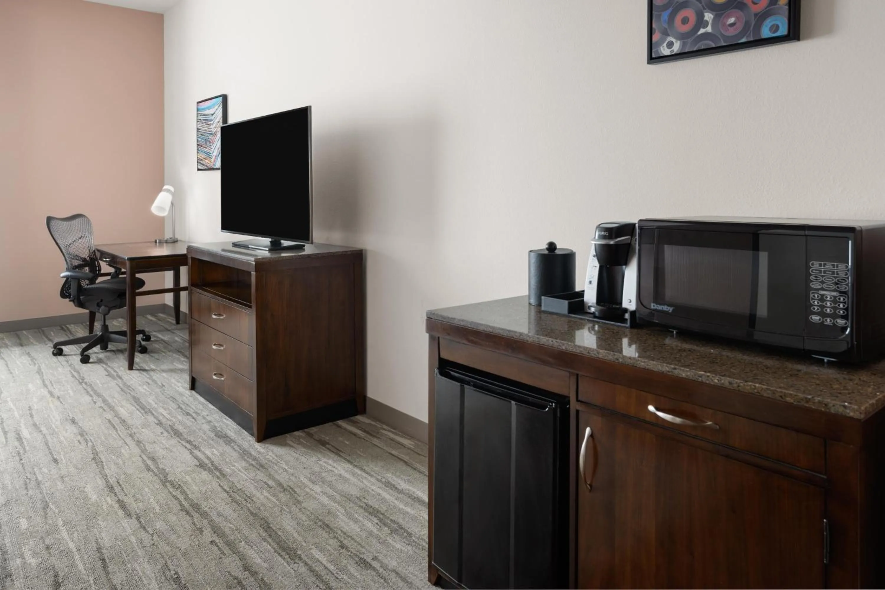 Bedroom in Hilton Garden Inn Memphis/Wolfchase Galleria