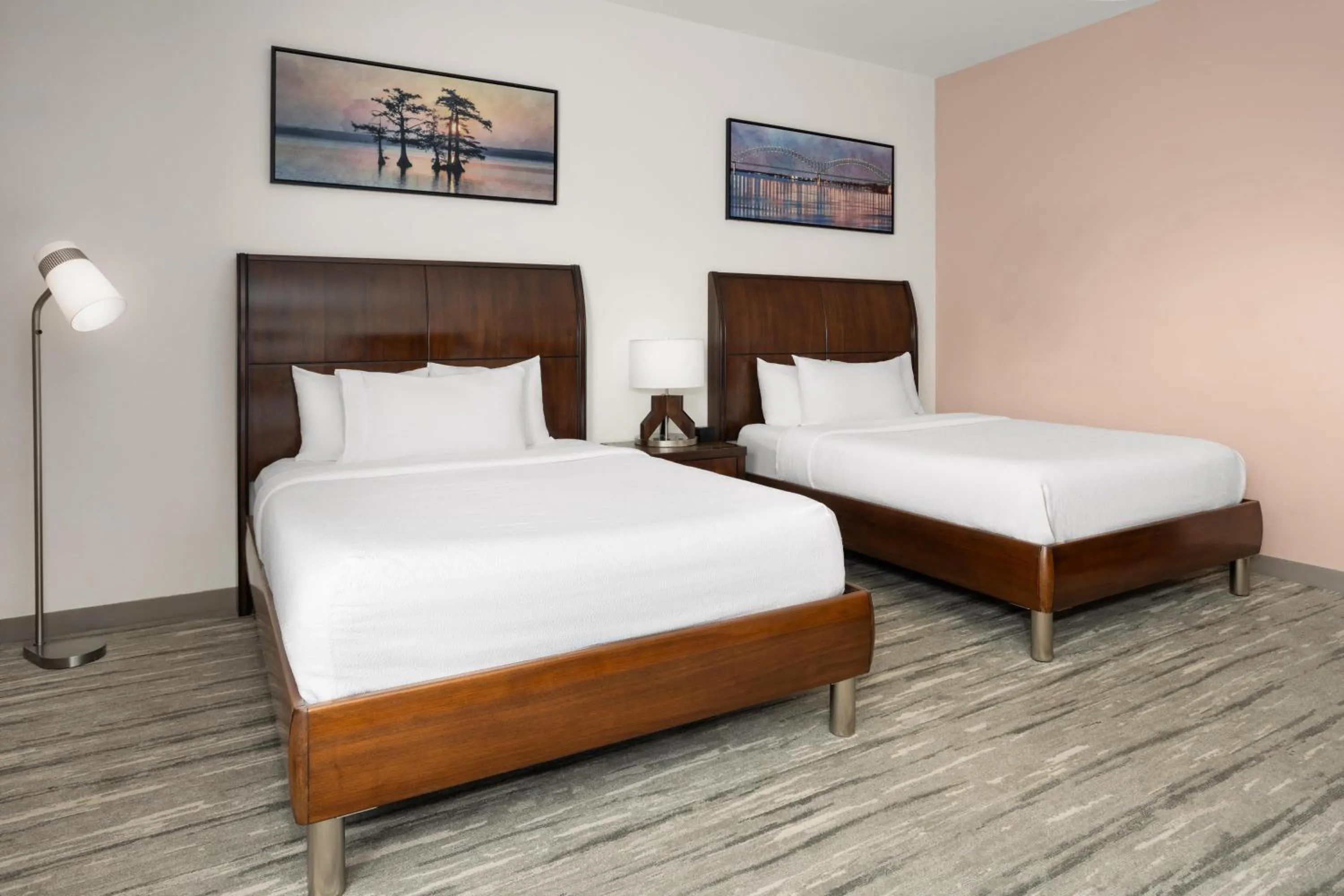 Bed in Hilton Garden Inn Memphis/Wolfchase Galleria