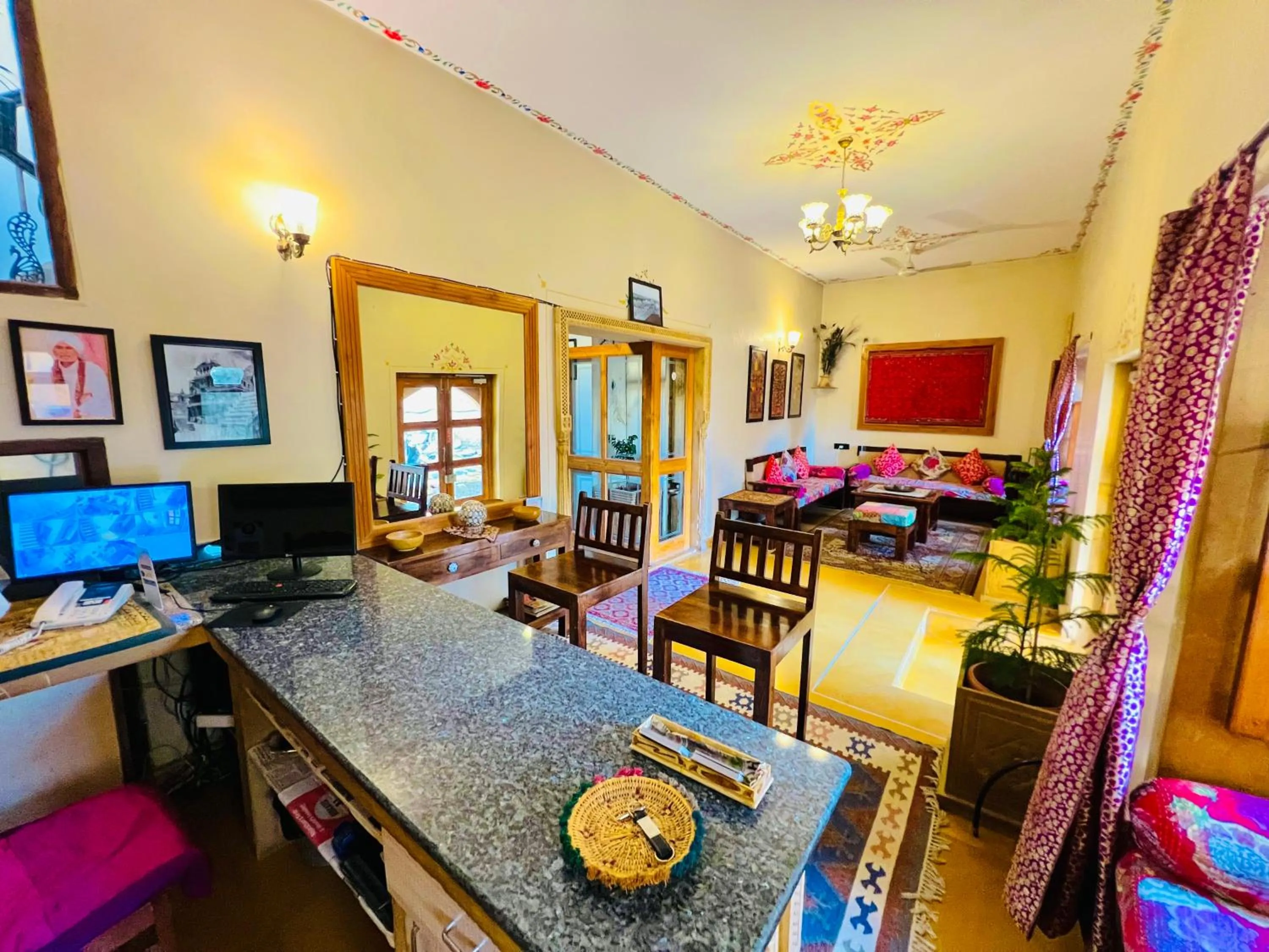 Lobby or reception, Bed in Hotel Jaisan Haveli