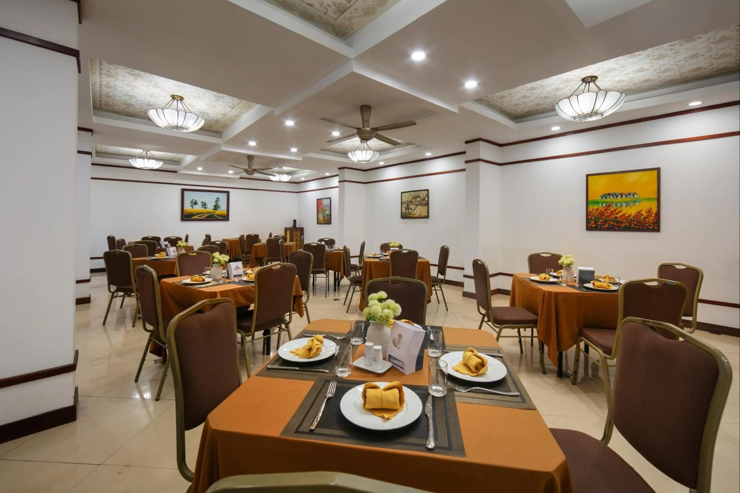 Restaurant/places to eat in Sao Mai Boutique Hotel