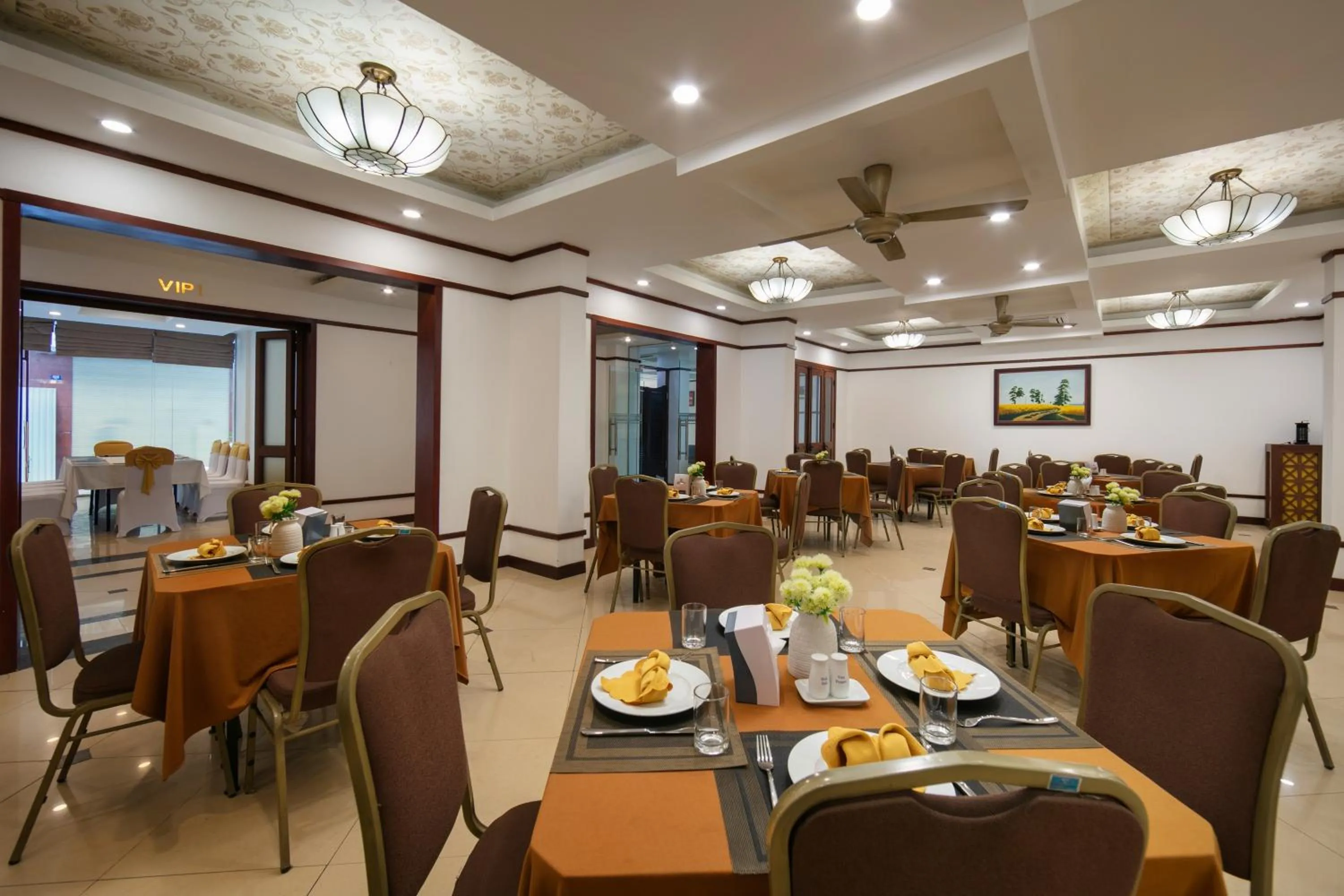 Restaurant/places to eat in Sao Mai Boutique Hotel