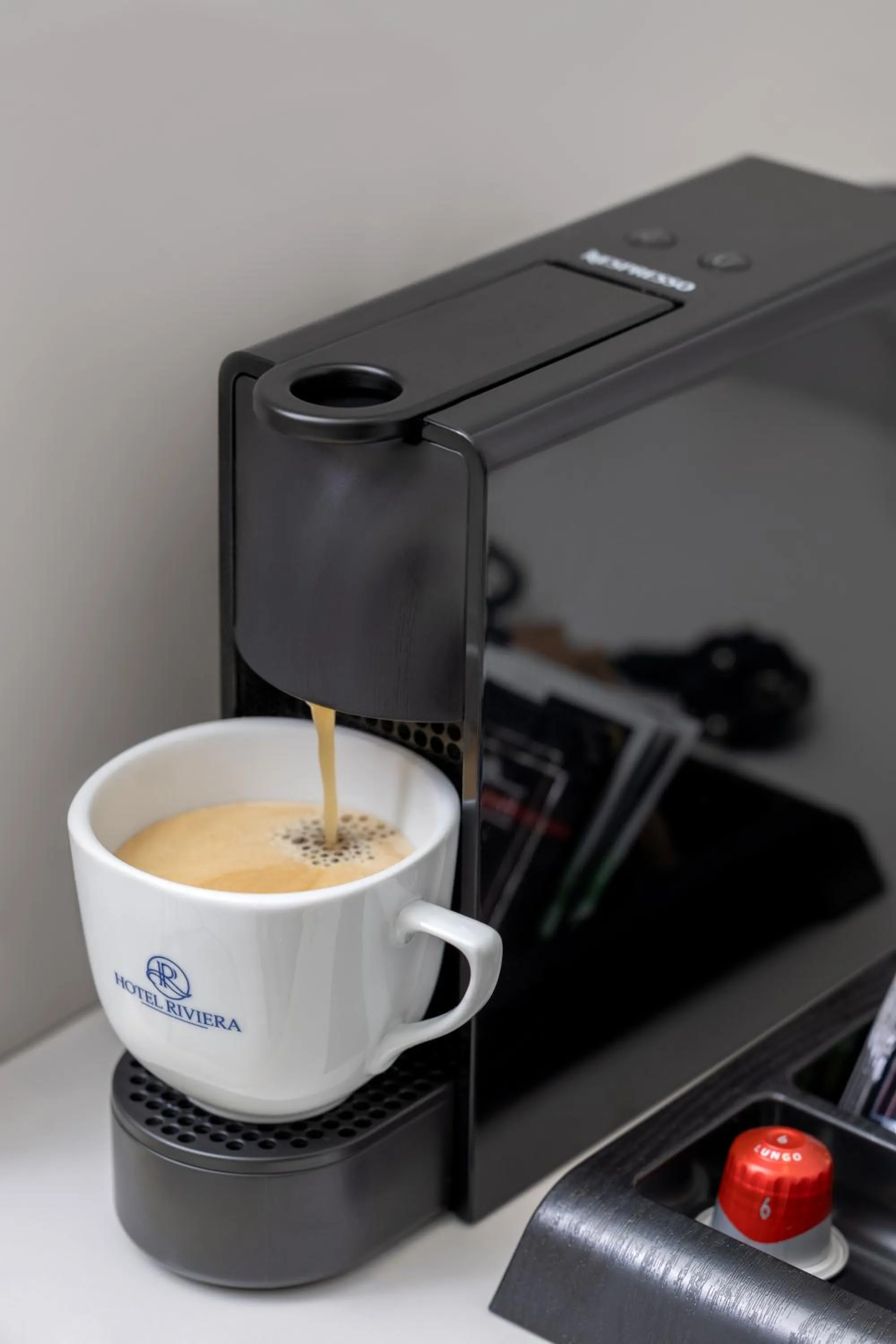 Coffee/tea facilities in Maison Riviera