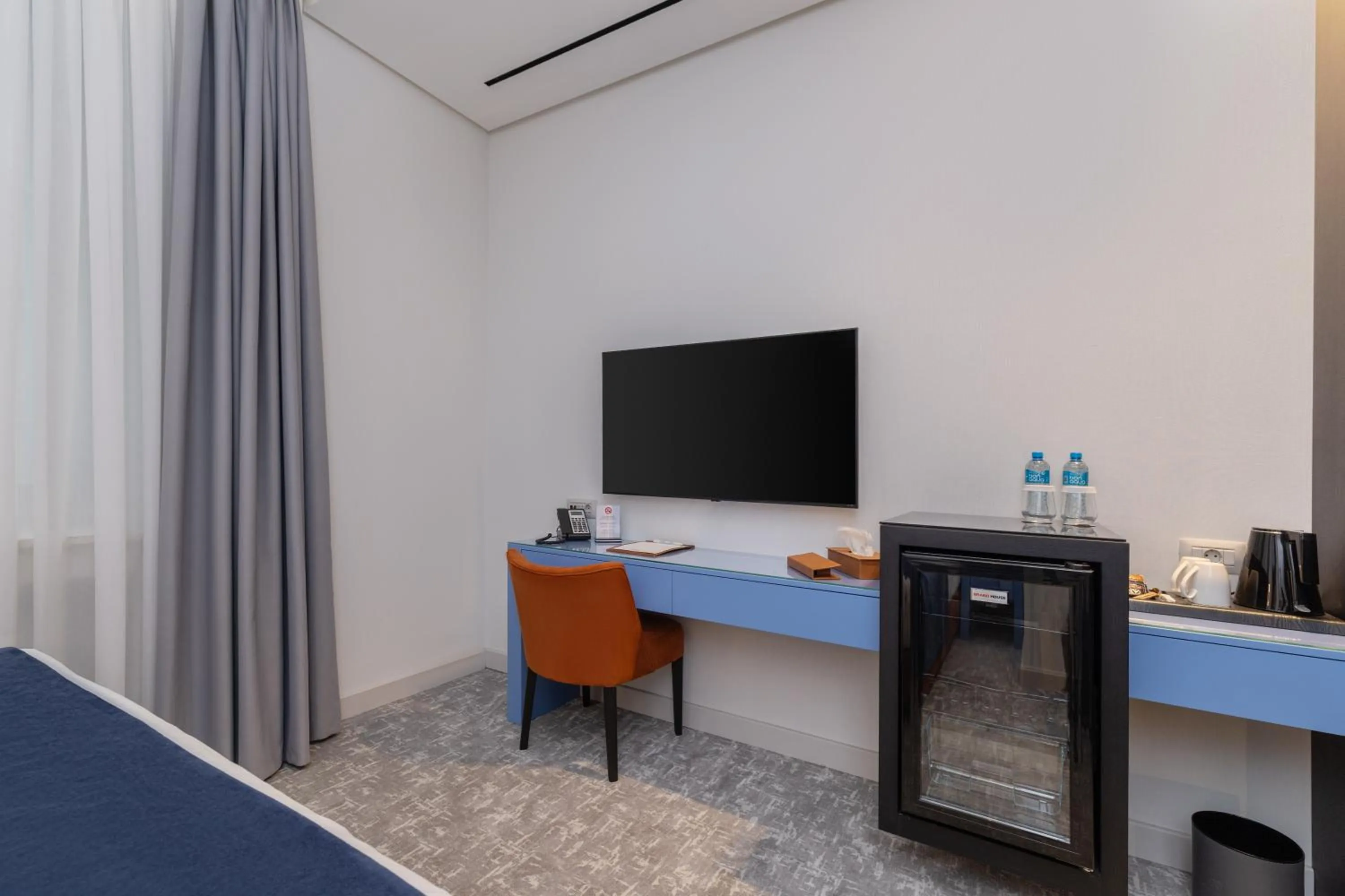 TV and multimedia in Maison Riviera