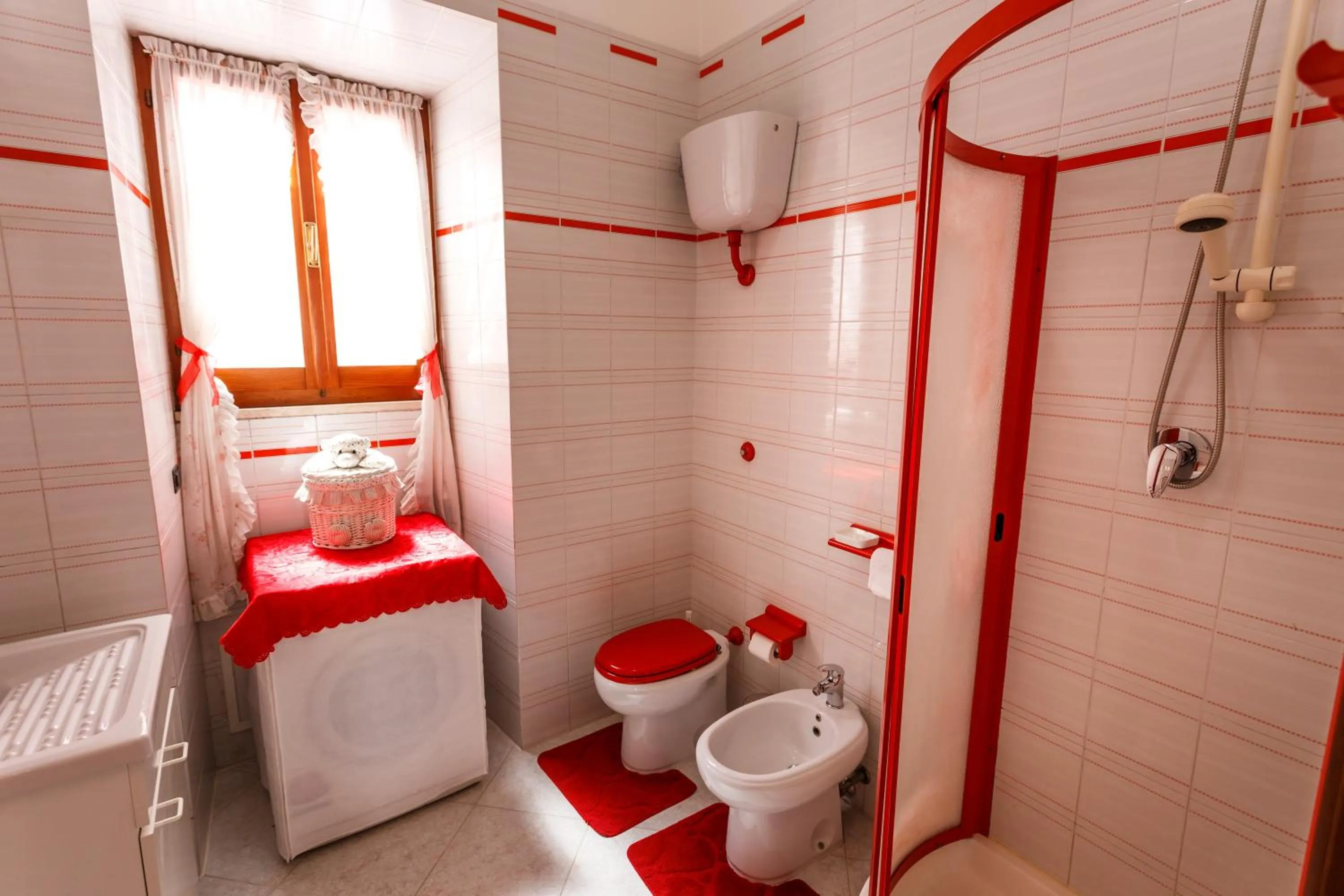 Property building in L'Aurora Viola