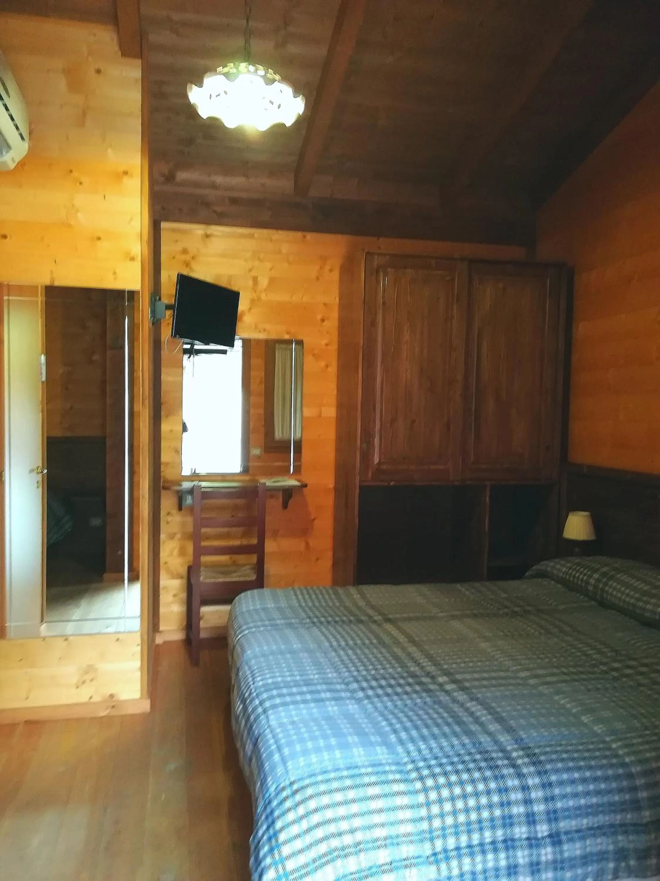 B&B Lo Scoiattolo del Pollino