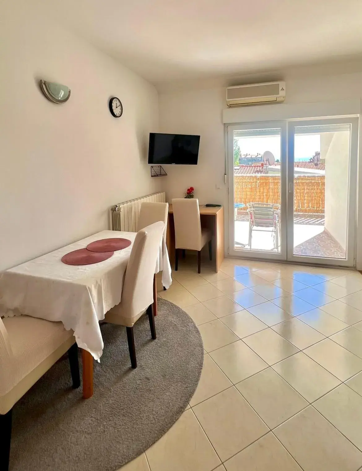 Studio with Balcony in Apartments Neven Studio with Balcony in Apartments Neven